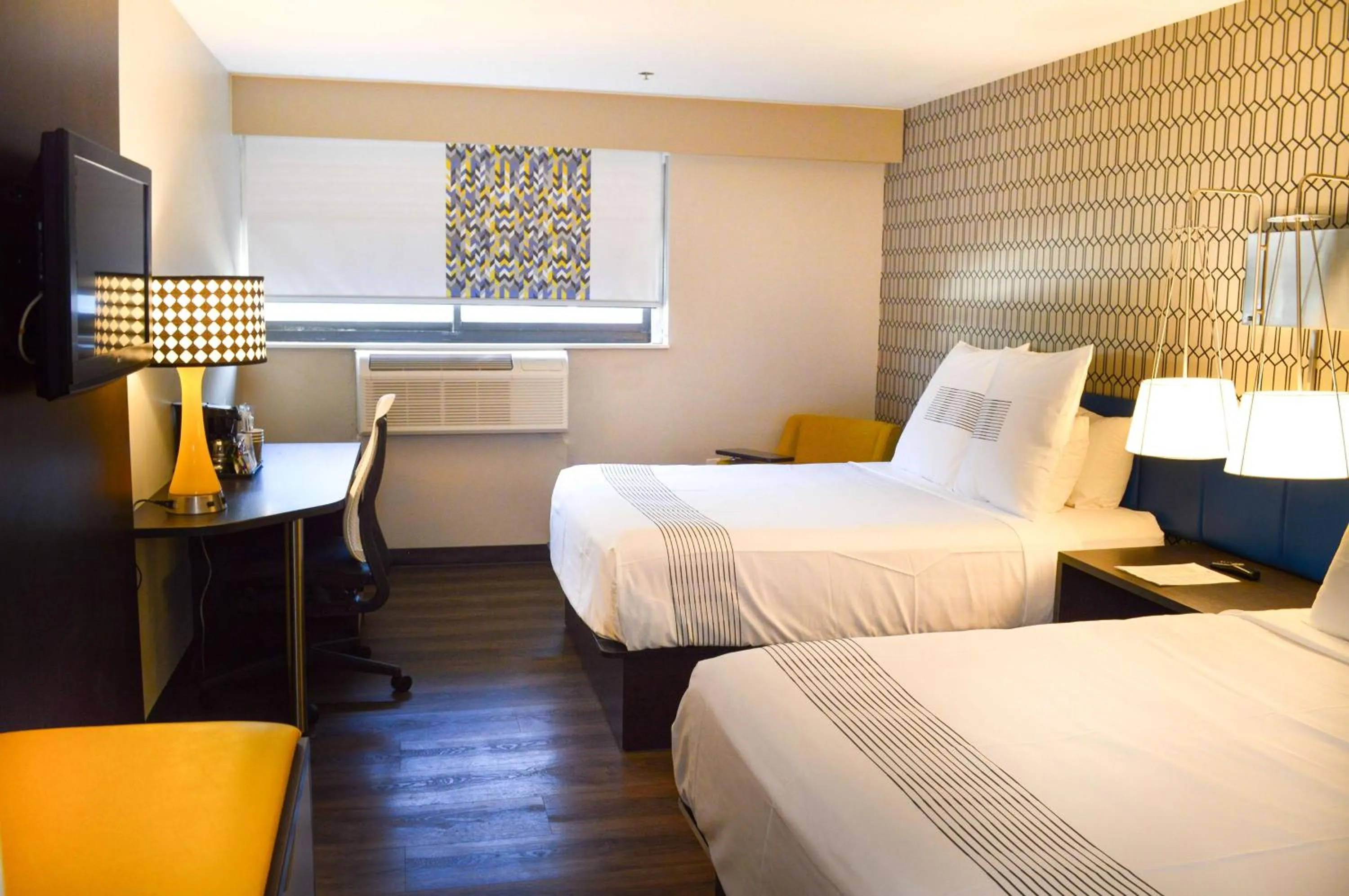 Deluxe Queen Room with Two Queen Beds in Best Western Plus Ft Lauderdale Hollywood Airport Hotel