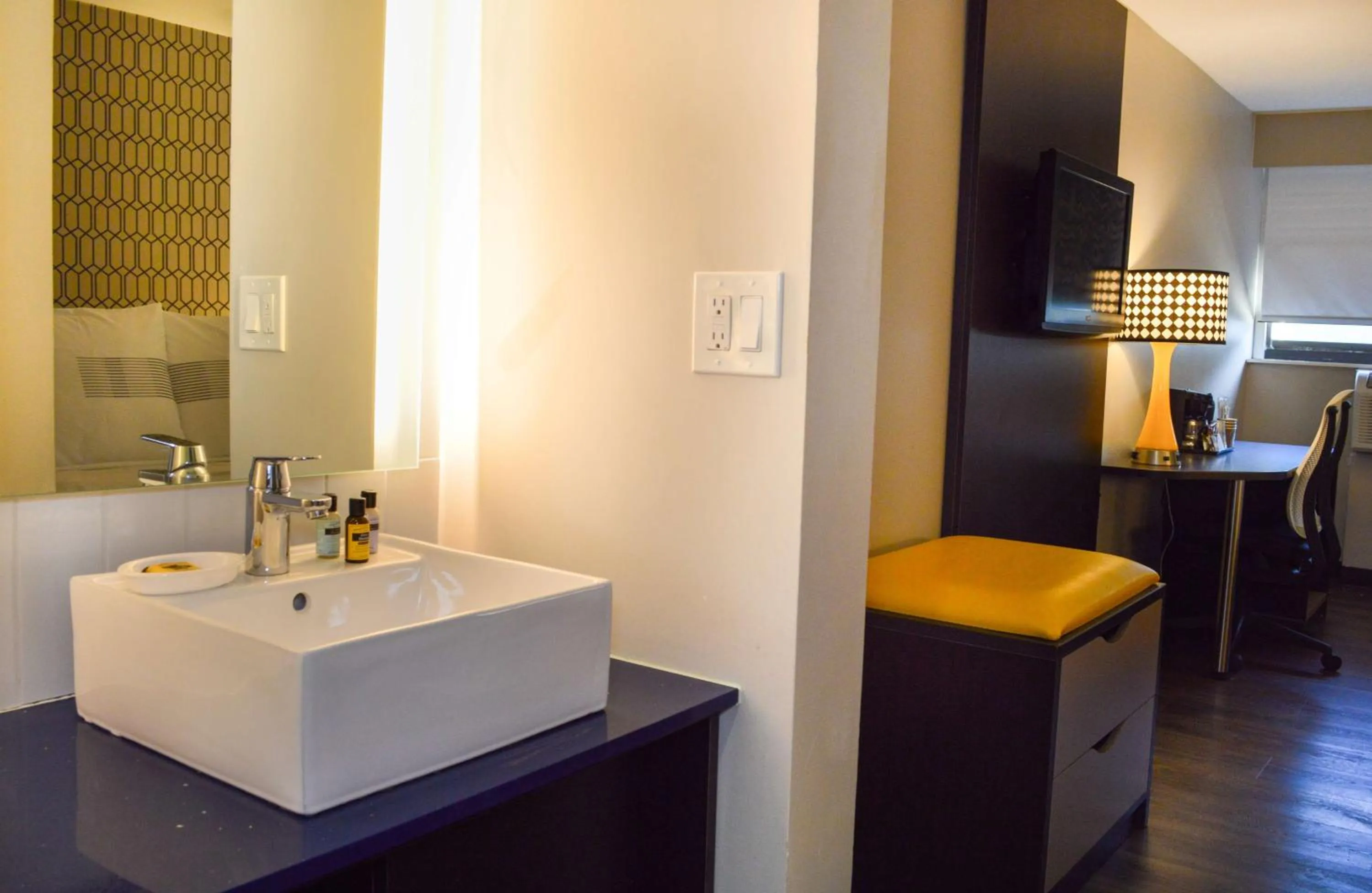 Queen Room with Two Queen Beds in Best Western Plus Ft Lauderdale Hollywood Airport Hotel