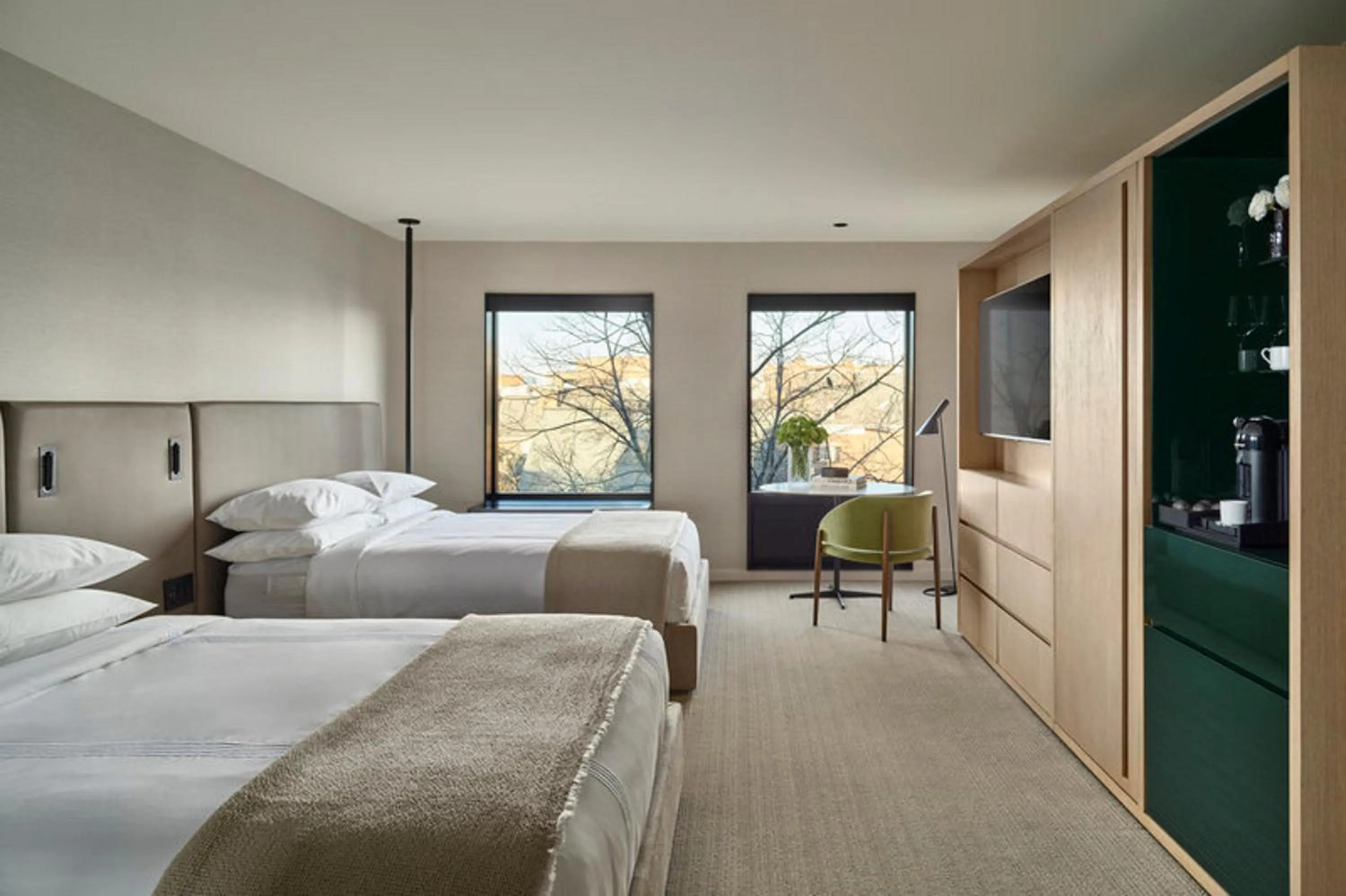 Deluxe Double Room in Hotel AKA Alexandria