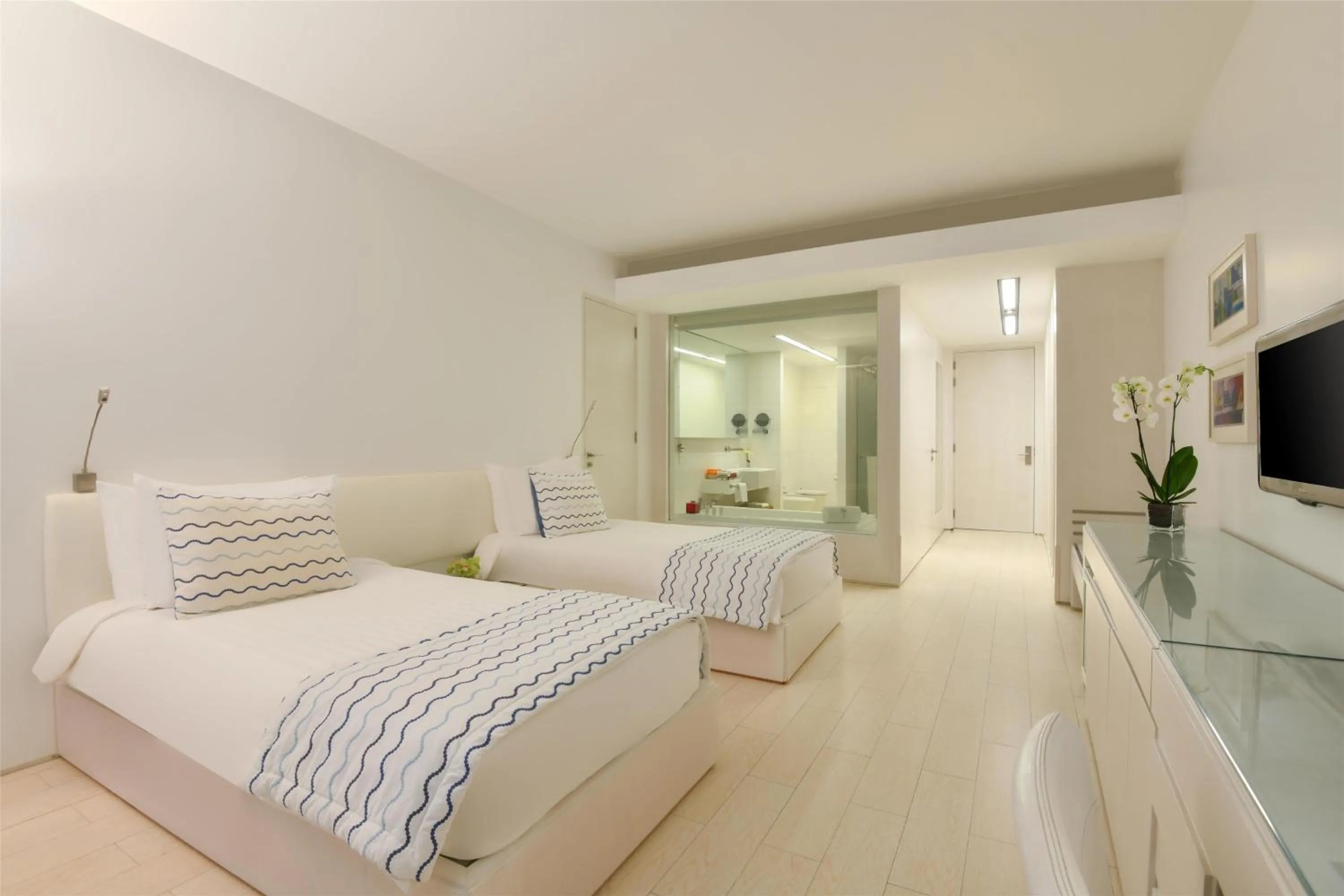 Sea View Panoramic Club Room (Twin Bed) in Kempinski Hotel Aqaba