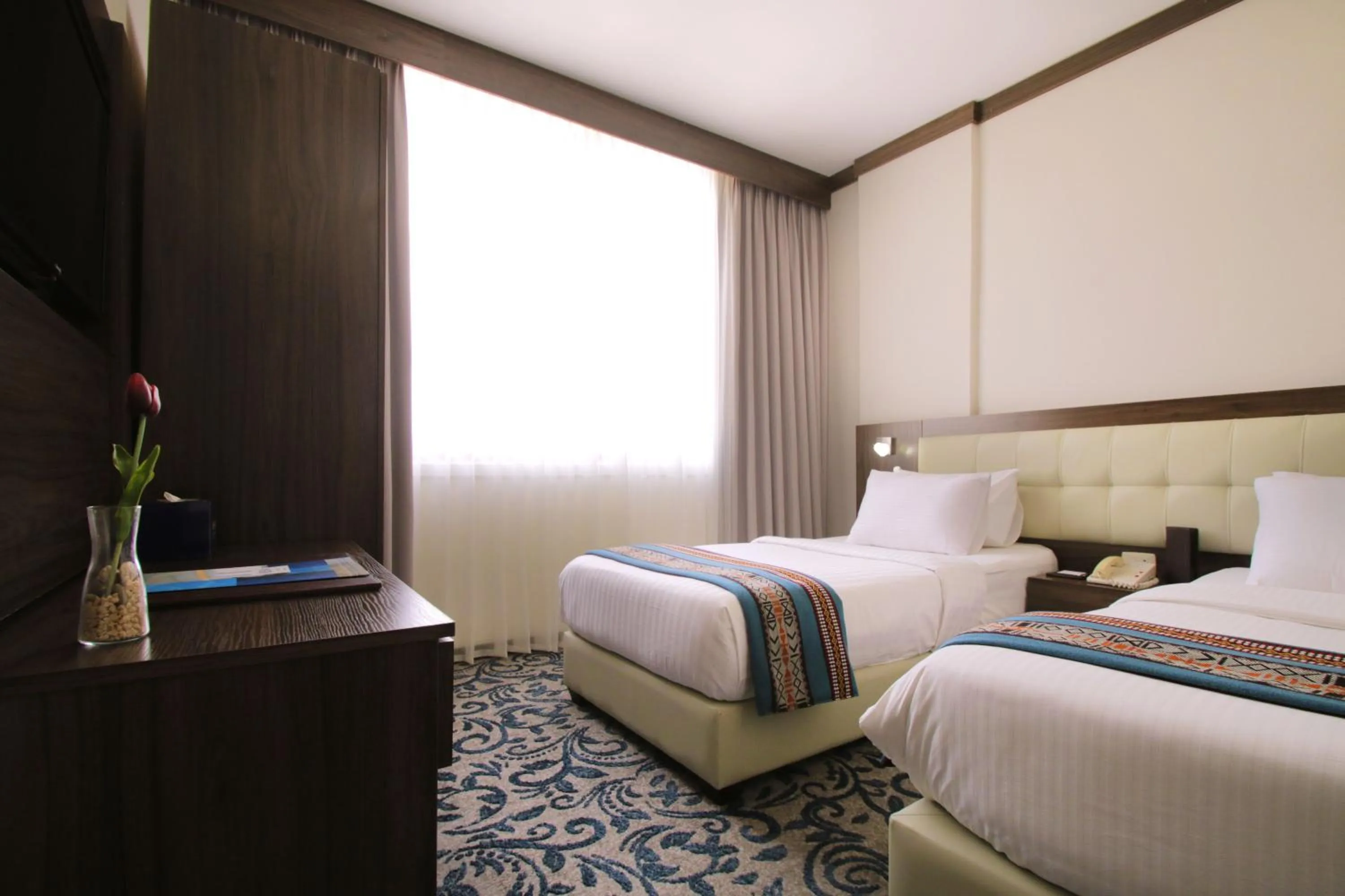 Standard Twin Room in MENA Tyche Hotel Amman