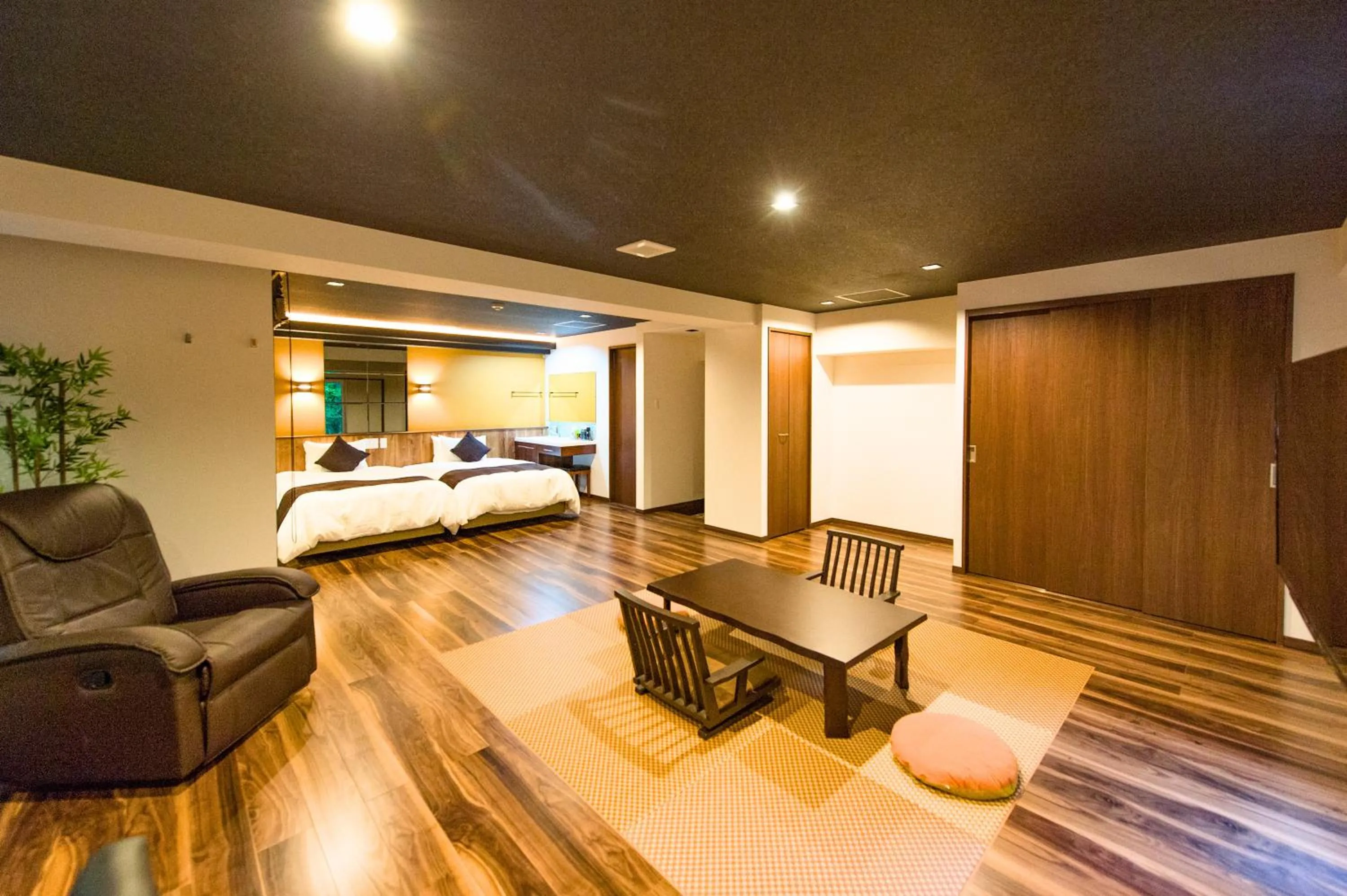 Japanese-Style Junior Suite Room with Semi Open-Air Bath in LiVEMAX RESORT Hakone Sengokuhara