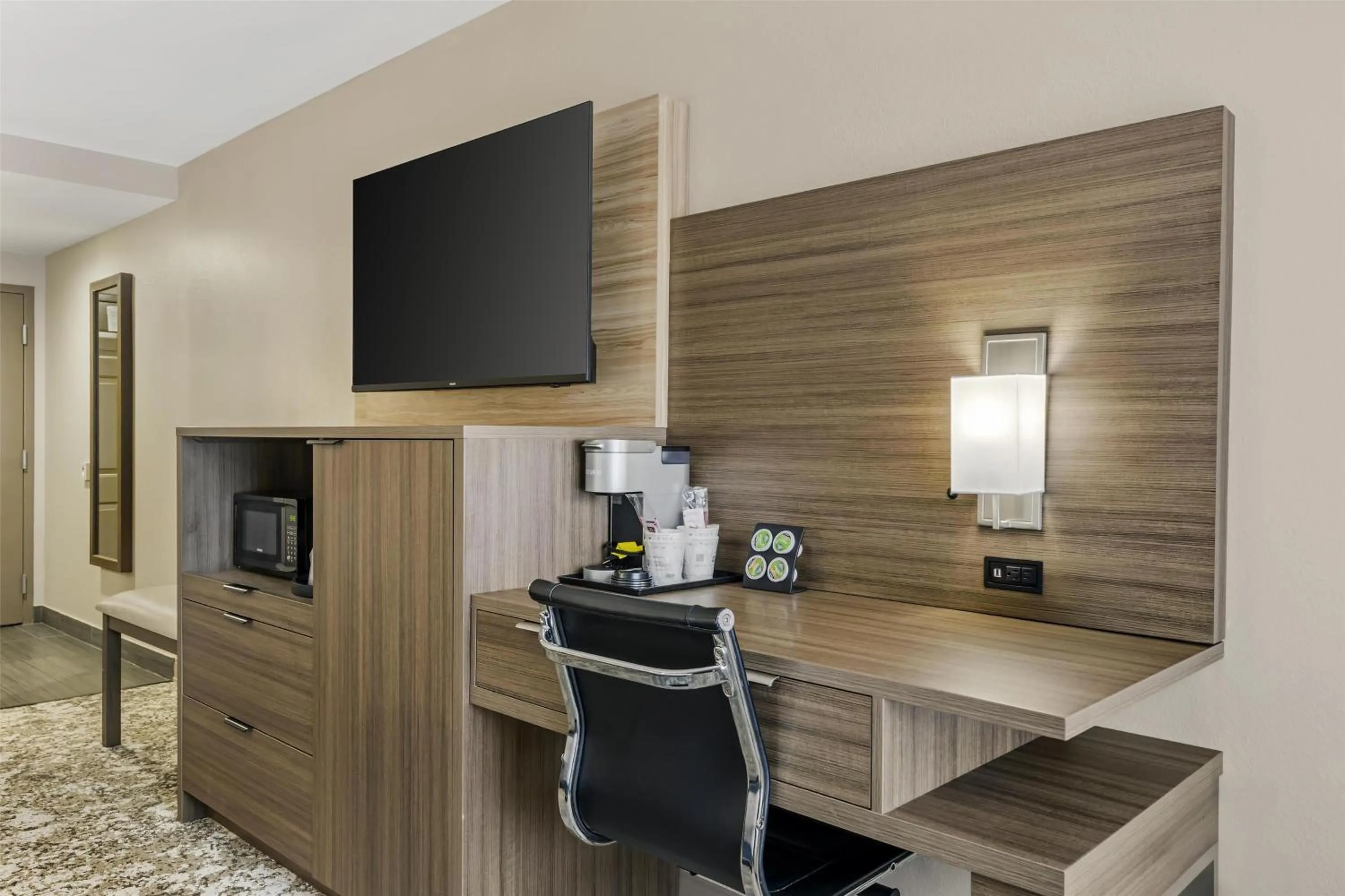 Queen Room with Two Queen Beds in Best Western Plus Sanford Airport/Lake Mary Hotel