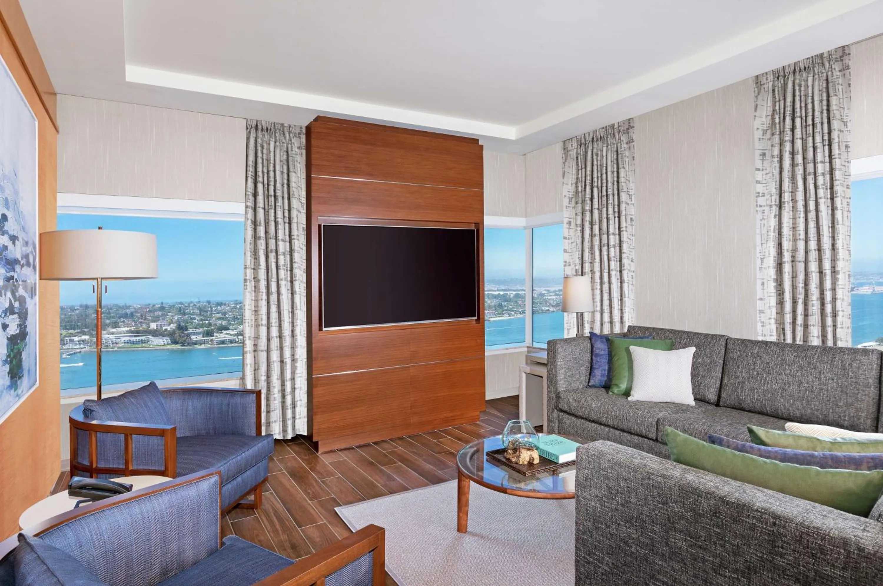 Executive King Suite in Hilton San Diego Bayfront