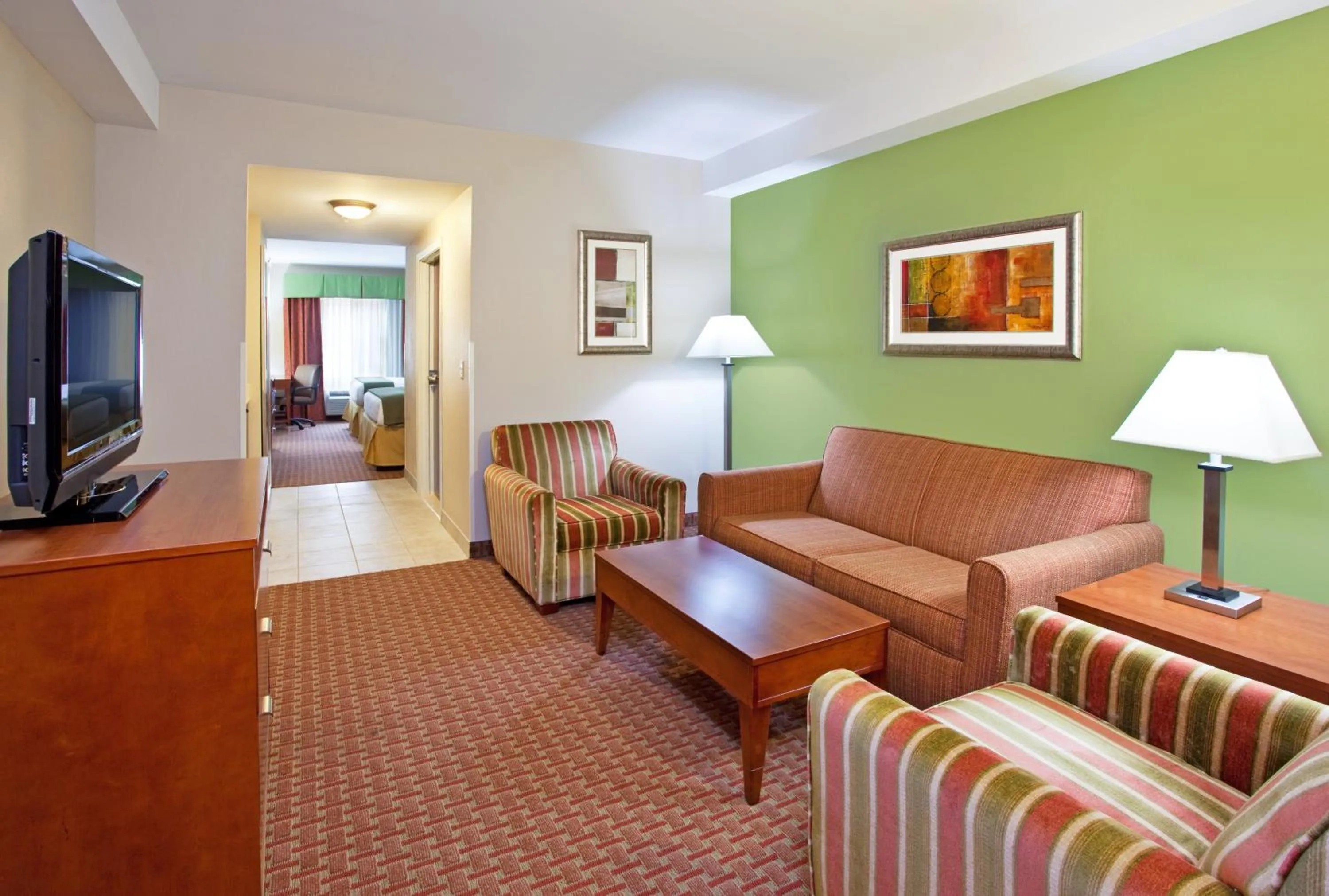 Suite with Two Queen Beds in Holiday Inn Express & Suites Niagara Falls by IHG
