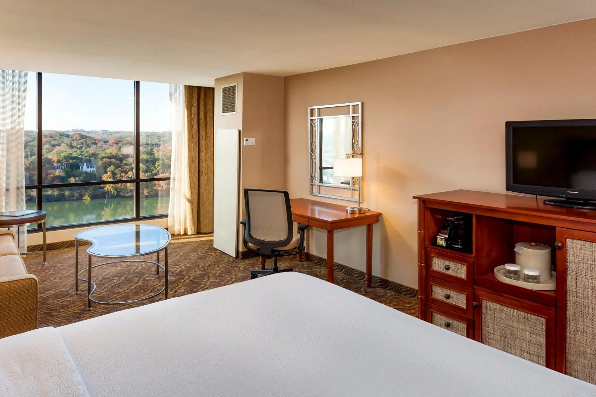 Premium King Room with View - Top Floor in Holiday Inn Austin -Town Lake by IHG