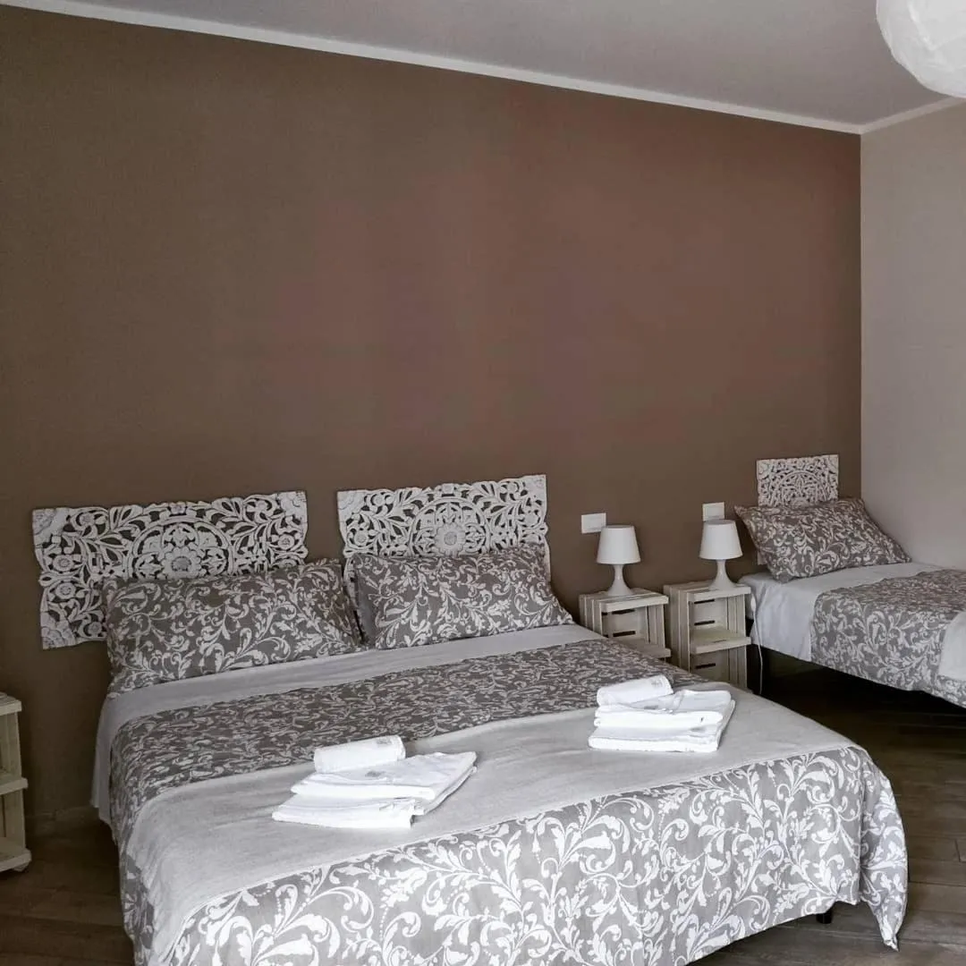 Comfort Triple Room with Shower - single occupancy in My Sweet Rome Guest House
