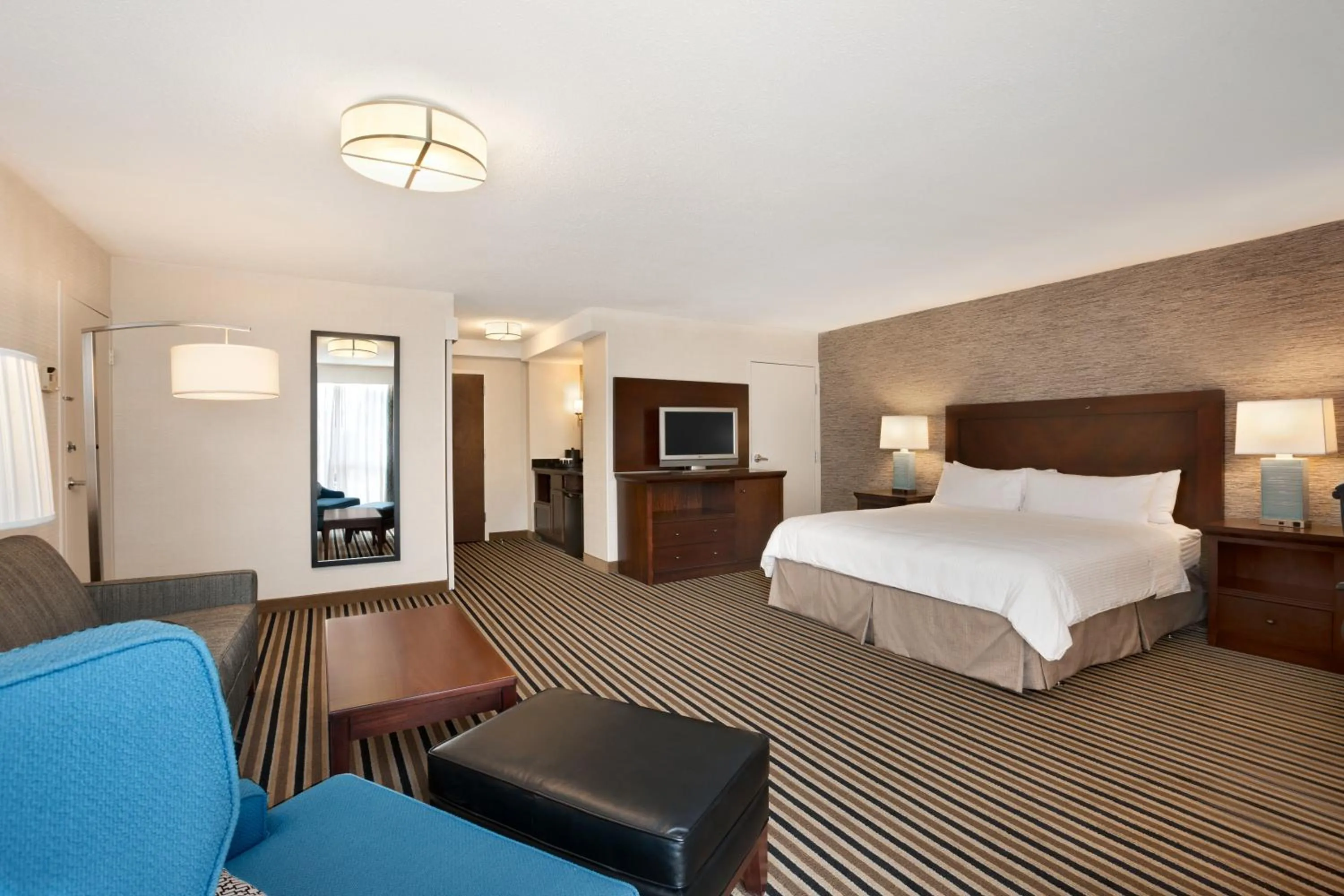 Junior Suite in Wyndham Boston Beacon Hill
