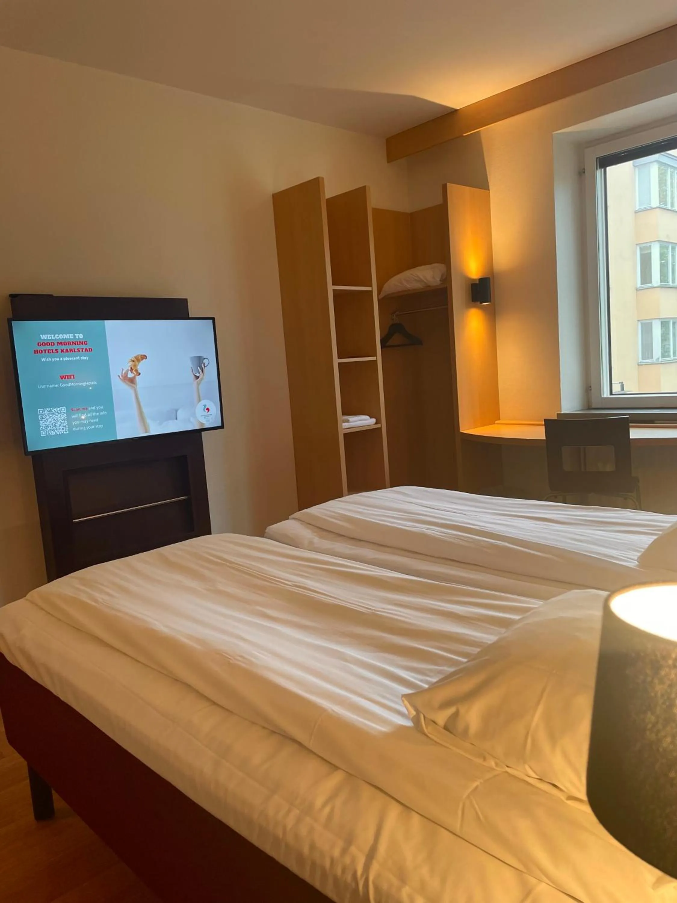 Good Morning Twin Room in Good Morning Karlstad City