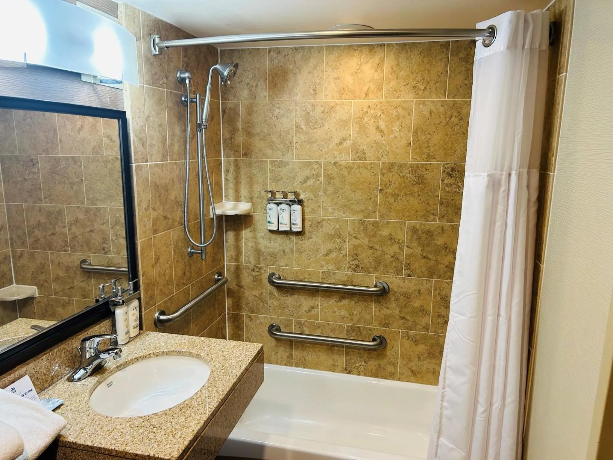 Standard Queen Room with Two Queen Beds and Mobility Accessible Tub in Holiday Inn Express Philadelphia-Midtown by IHG