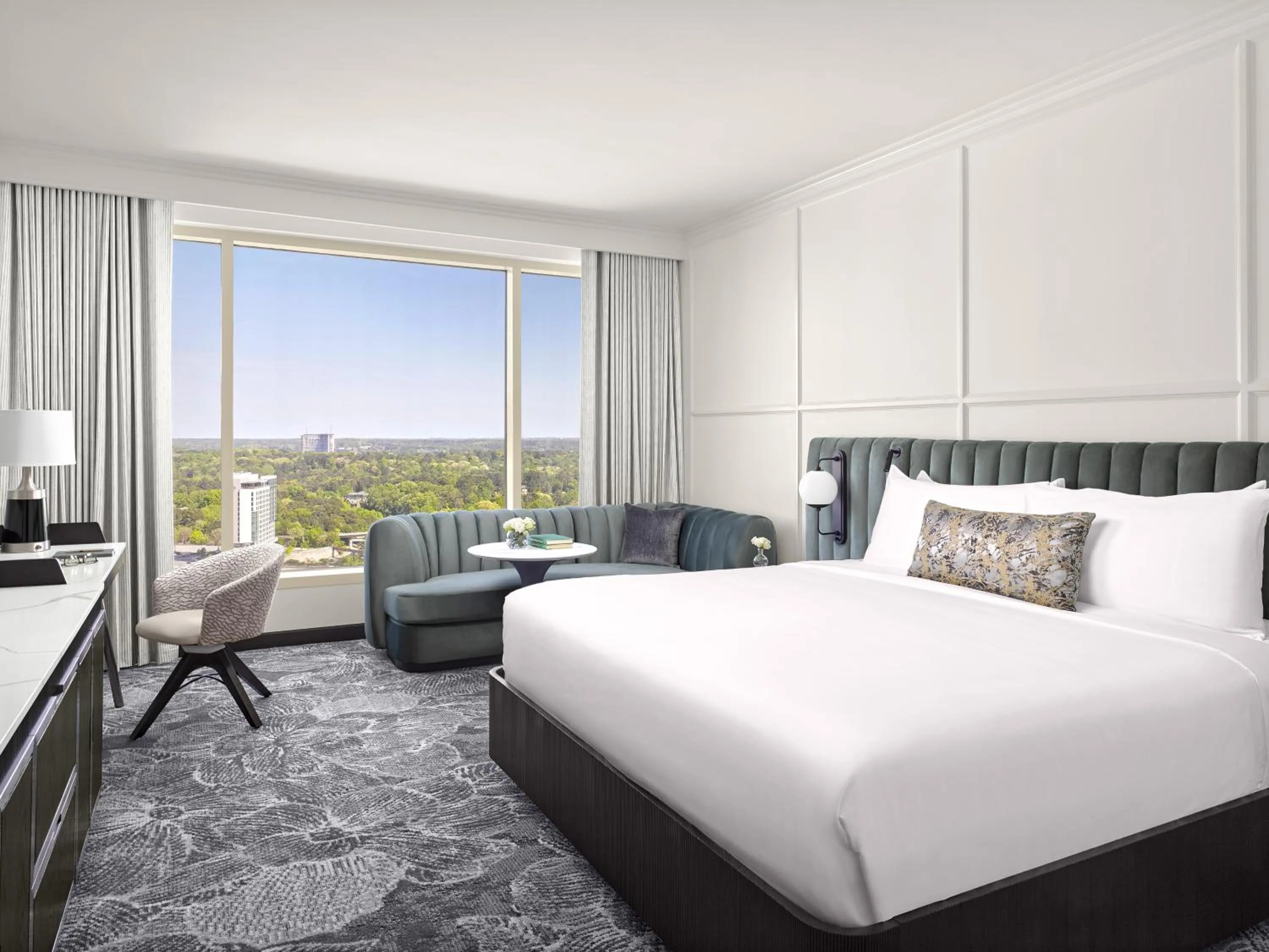 Premium King Room - Club Floor in InterContinental Buckhead Atlanta by IHG