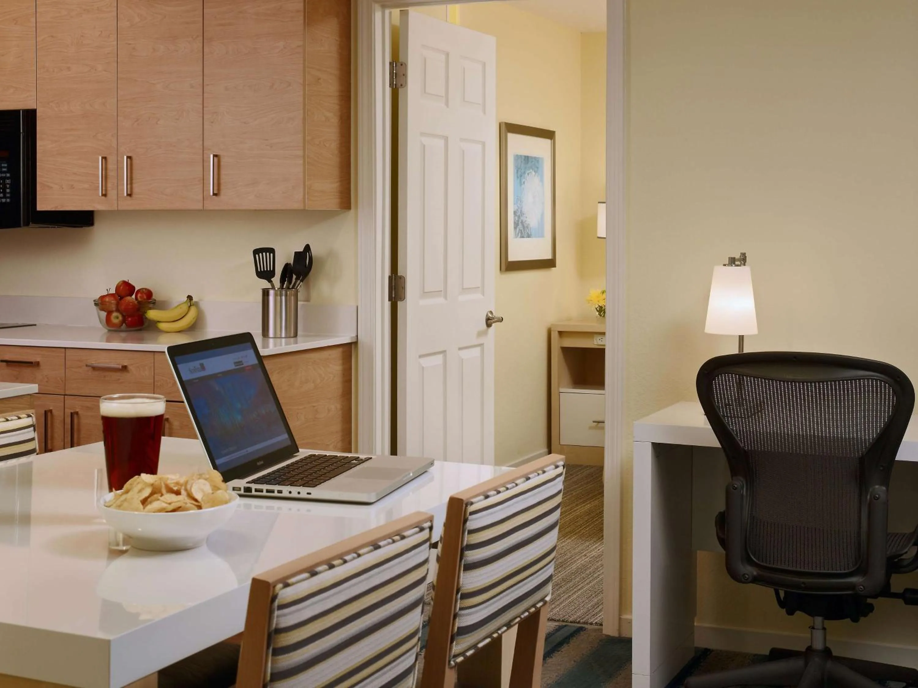 Two-Bedroom Suite - King and Queen Bed with Mobility/Hearing Accessible Roll-In Shower in Sonesta ES Suites Atlanta - Perimeter Center North