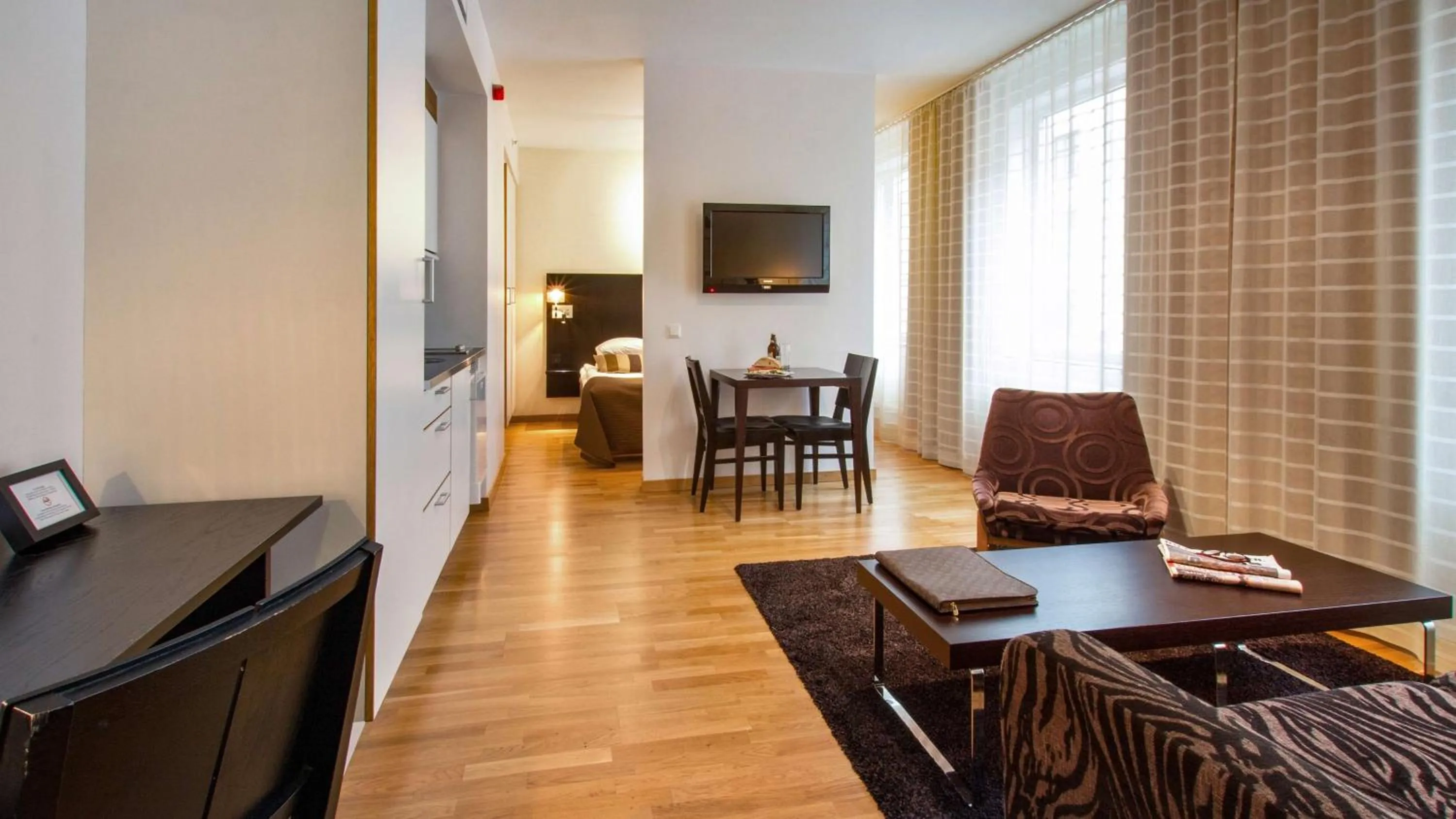 Family King Room with Sofa Bed in Best Western Plus Time Hotel