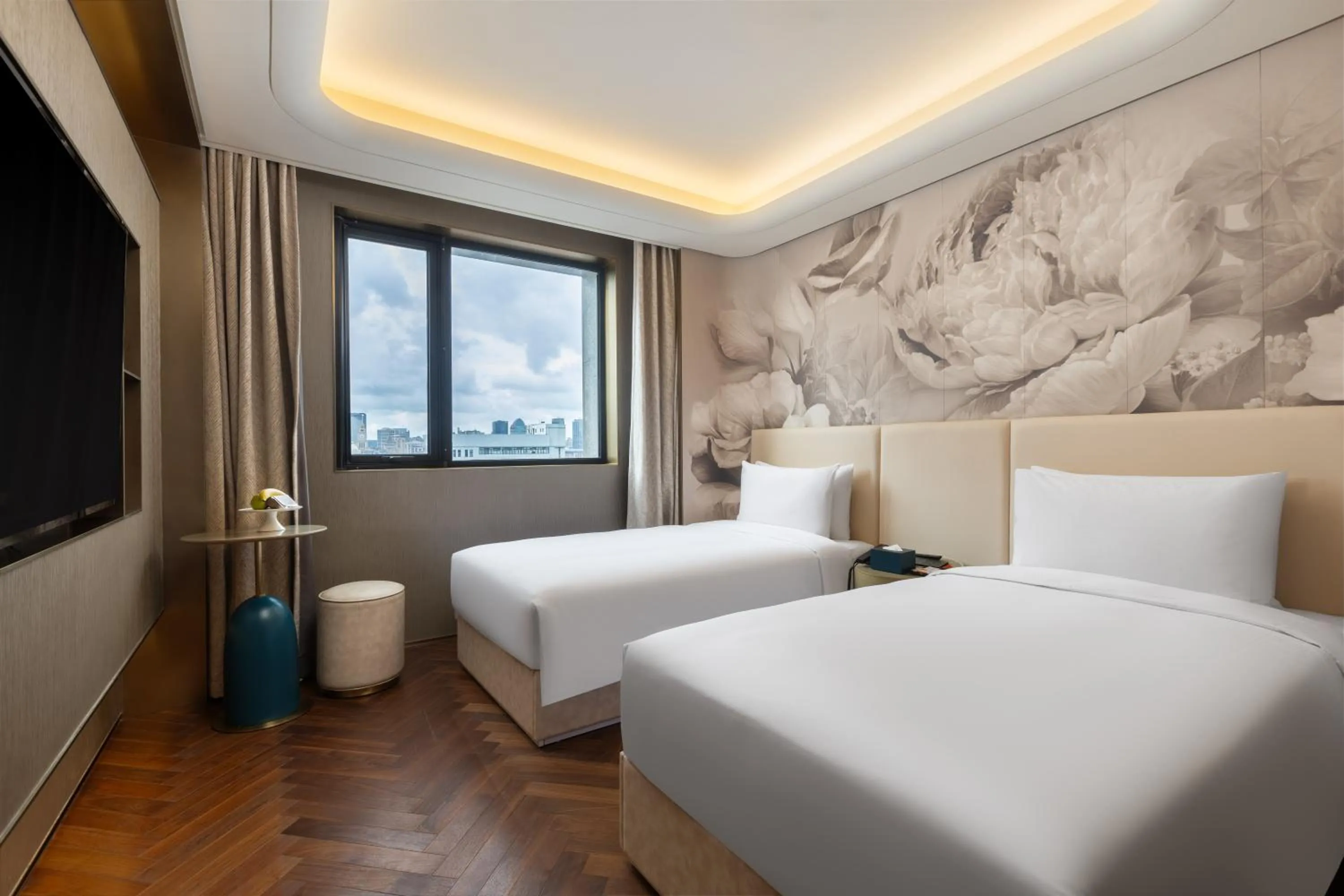 City View Twin Room in Blossom House Shanghai On The Bund