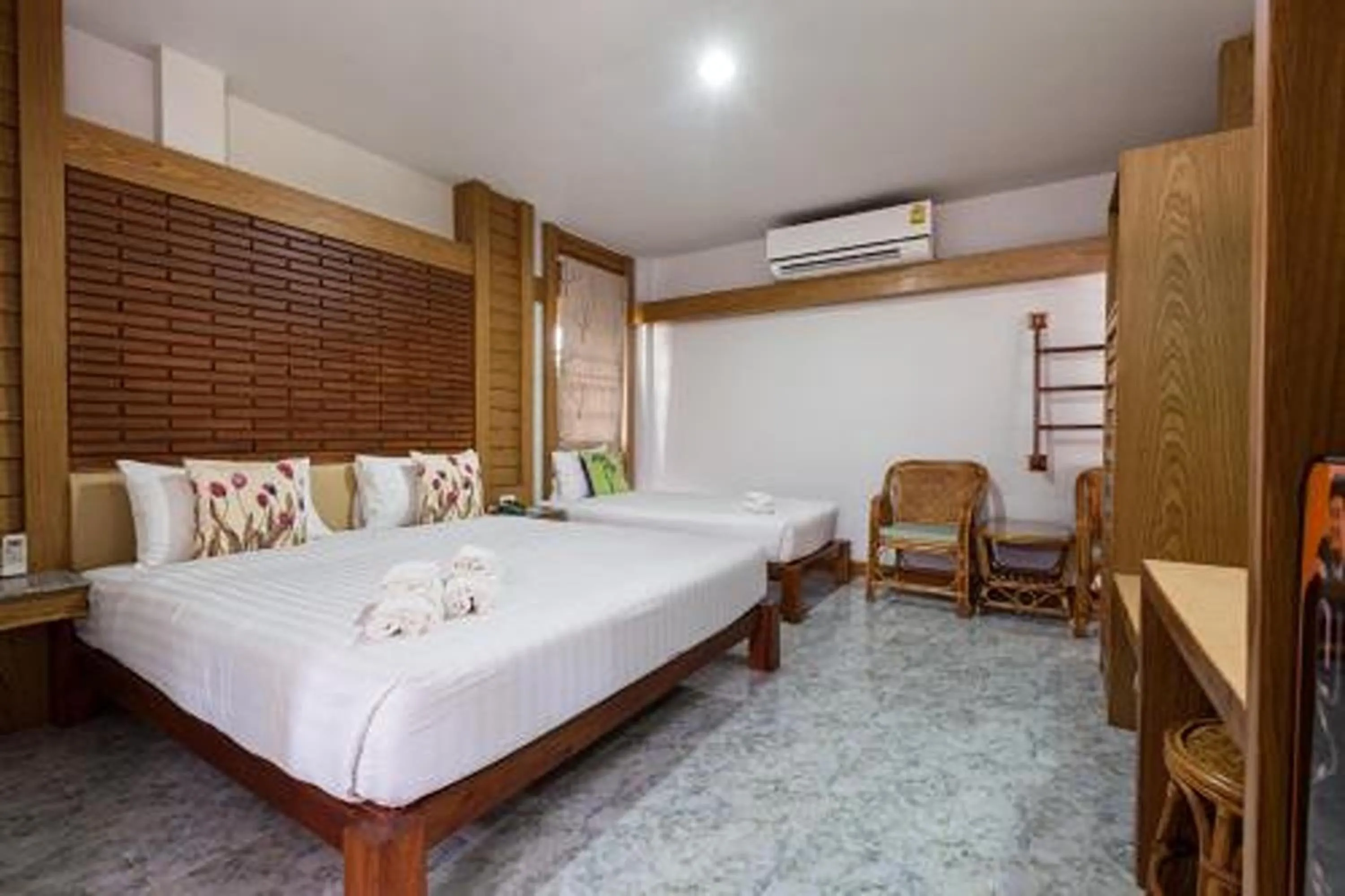 Deluxe Twin Room in Ruentara Resort & Villa