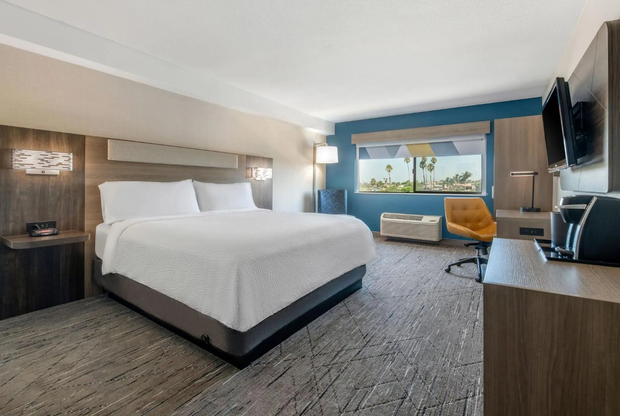Standard Room in Holiday Inn Express San Diego South - National City by IHG