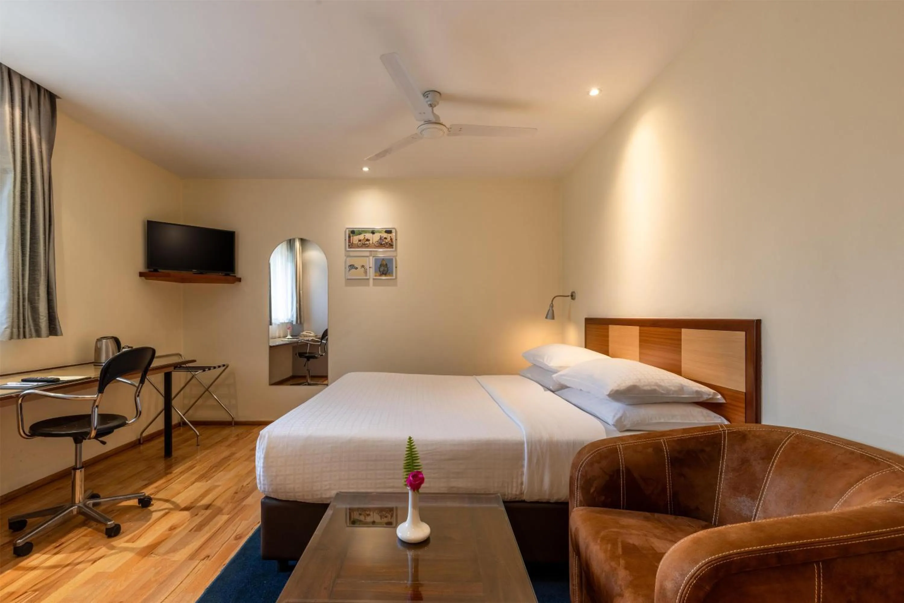 Family Room with One King and Bunk Bed - single occupancy - Non-Smoking in Best Western Nairobi Upper Hill