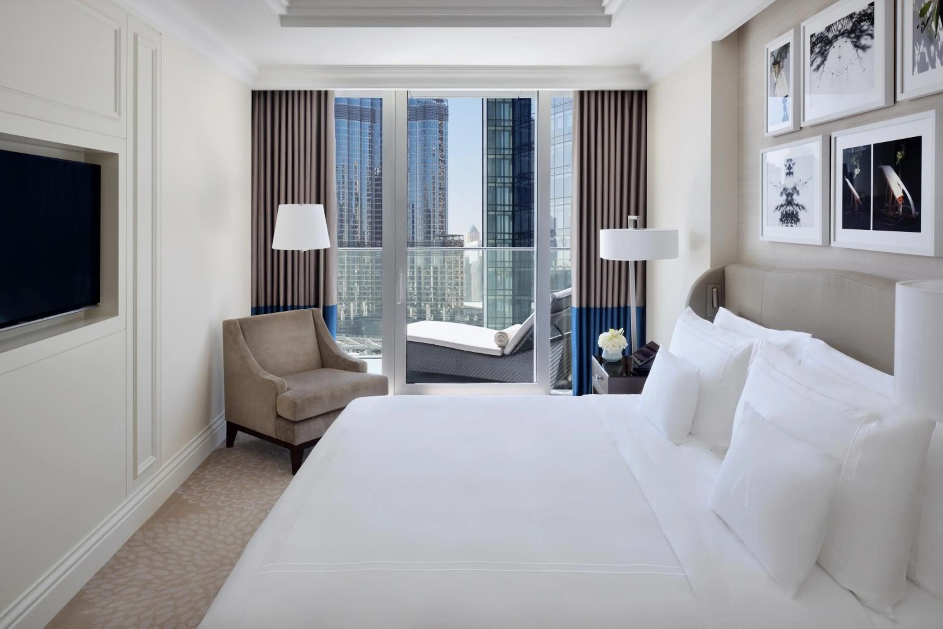 Premier Burj View Suite in Kempinski The Boulevard Dubai