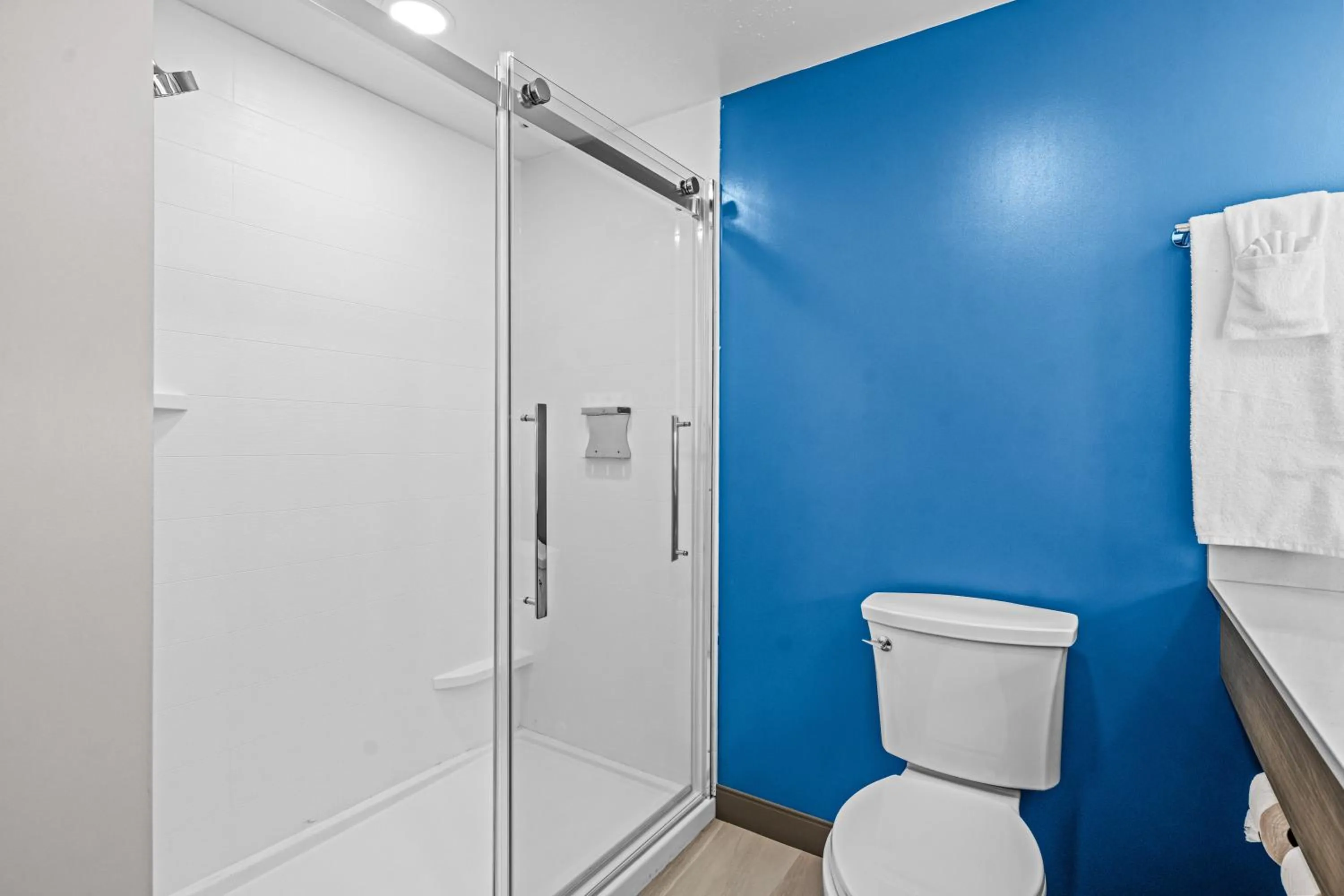 Standard Room in Holiday Inn Express & Suites Carneys Point - Pennsville by IHG