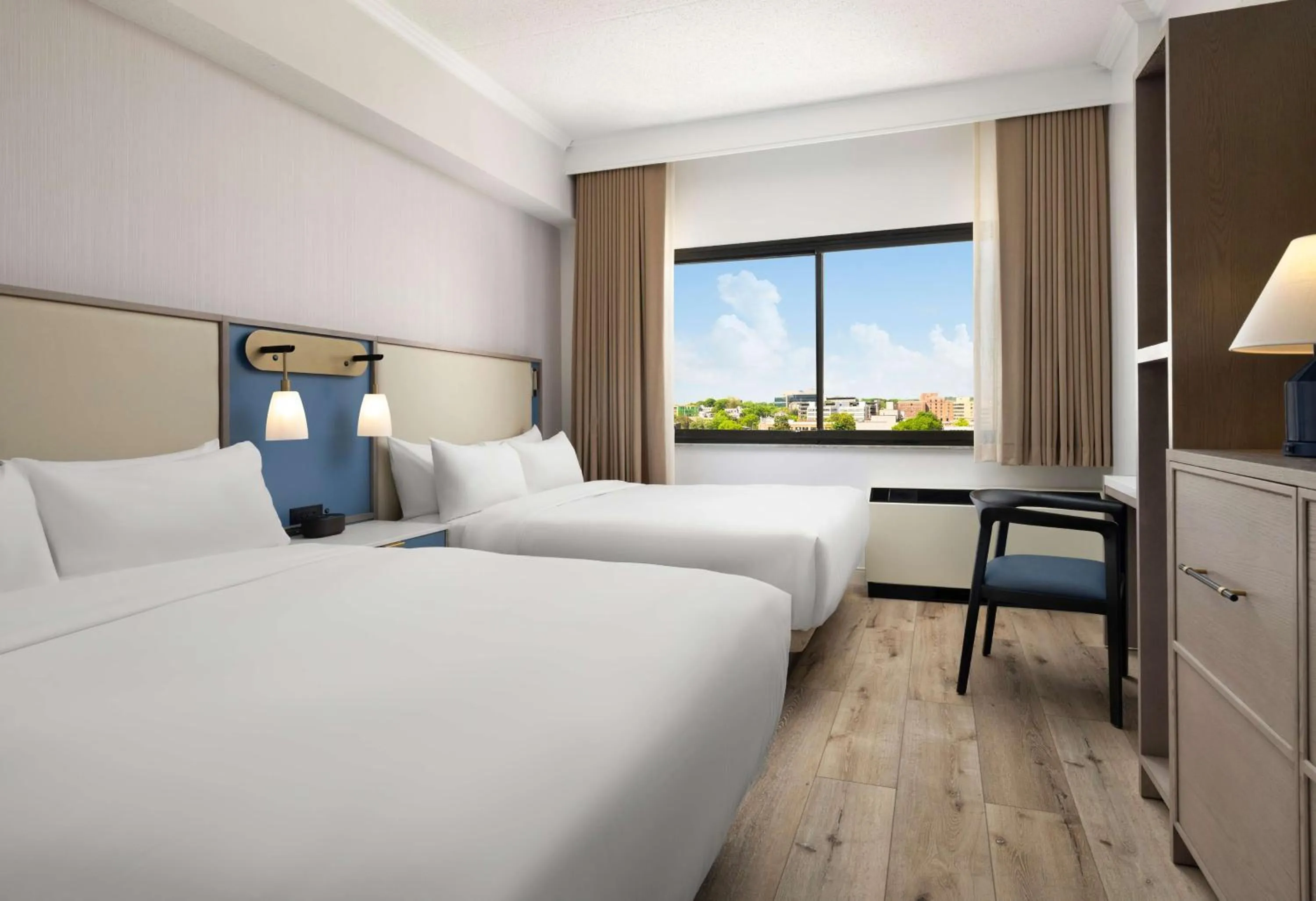 Deluxe Two Doubles - Mobility Accessible - Roll-In Shower in Sonesta White Plains Downtown