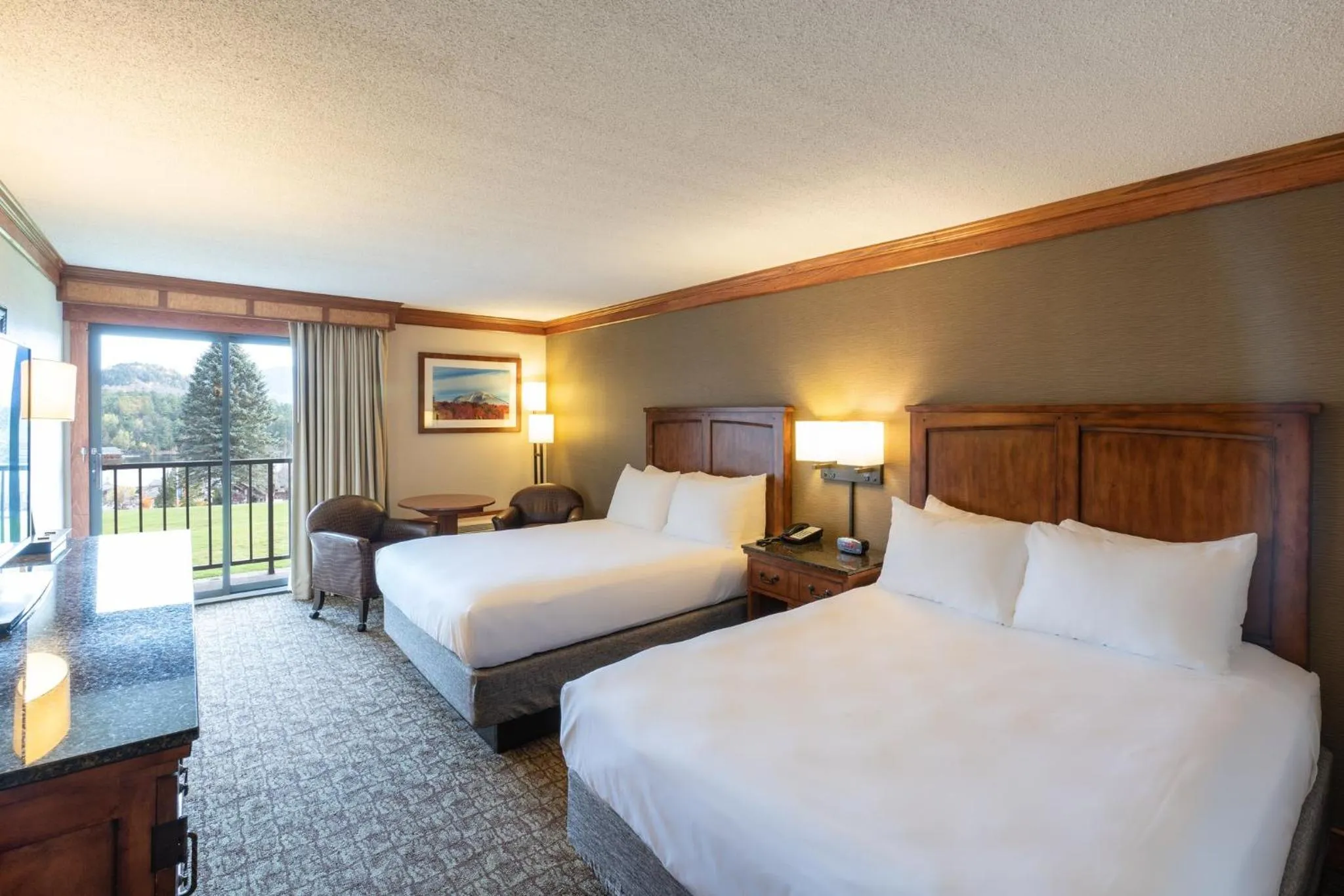 Queen Room with Two Queen Beds with Lakeview in Crowne Plaza Lake Placid by IHG