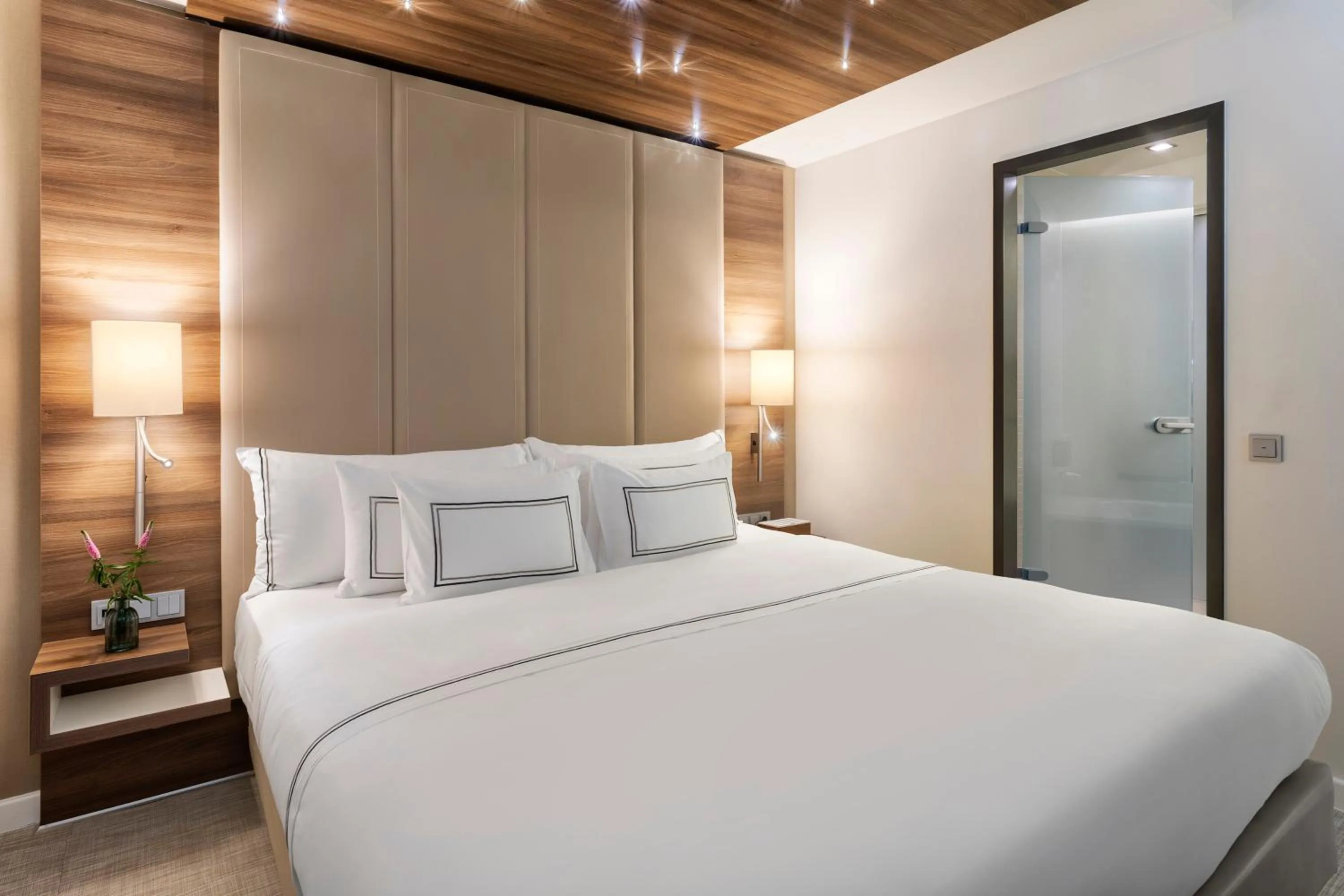  The Level Executive Suite with Lounge Access in Meliá Düsseldorf