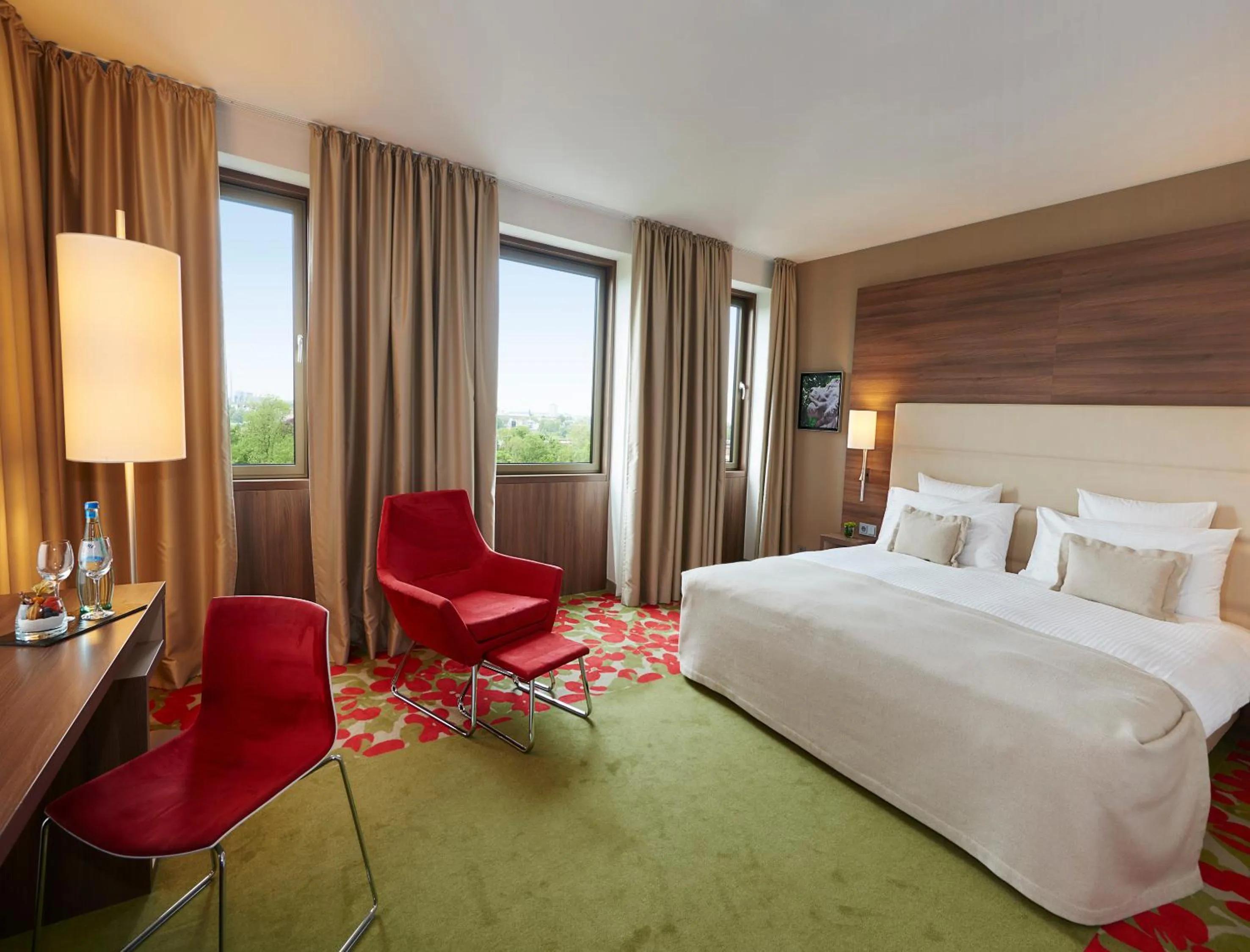 Melia Premium Room with Park View in Meliá Düsseldorf