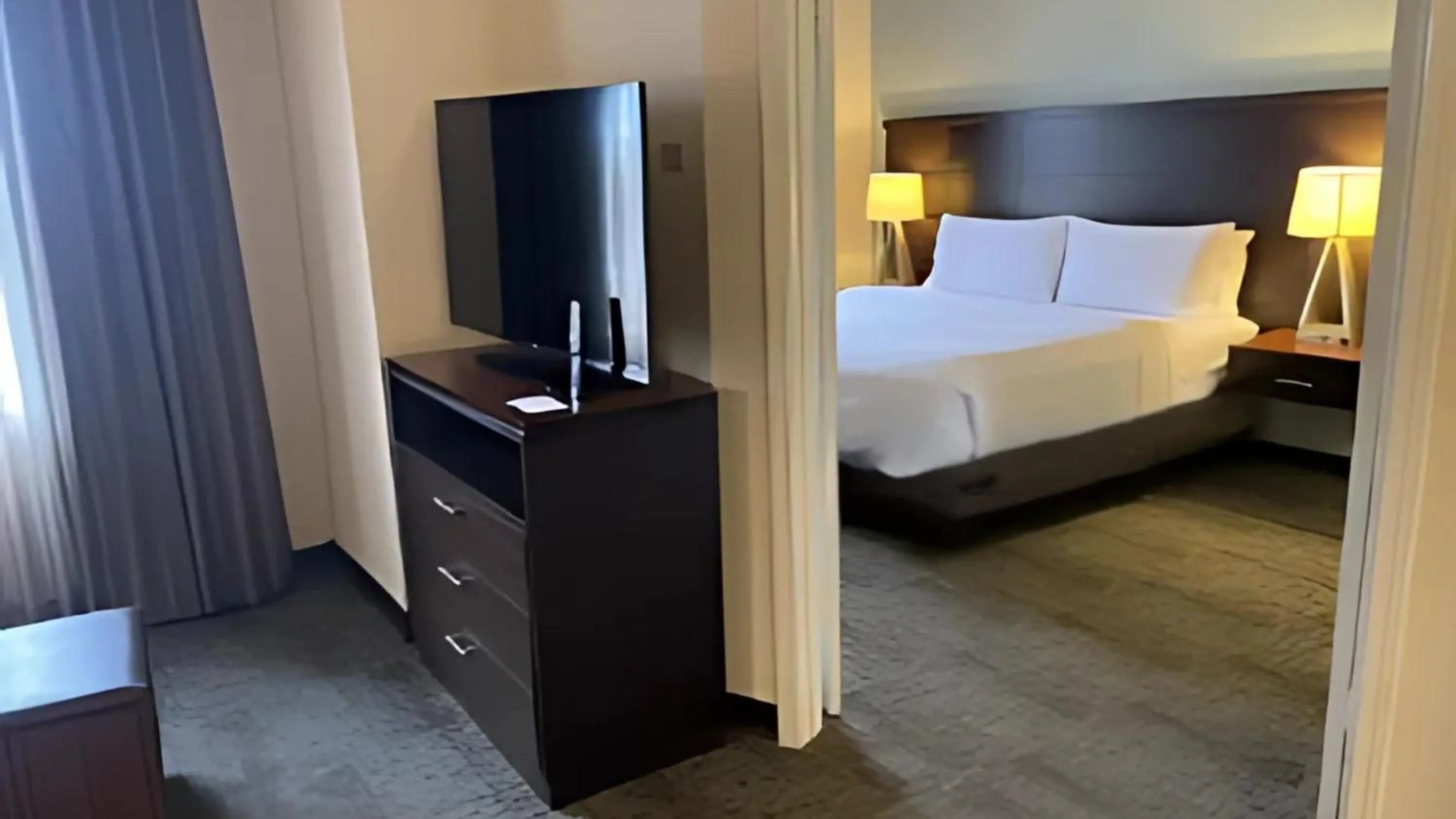 One-Bedroom Suite in Staybridge Suites Chicago-Oakbrook Terrace by IHG