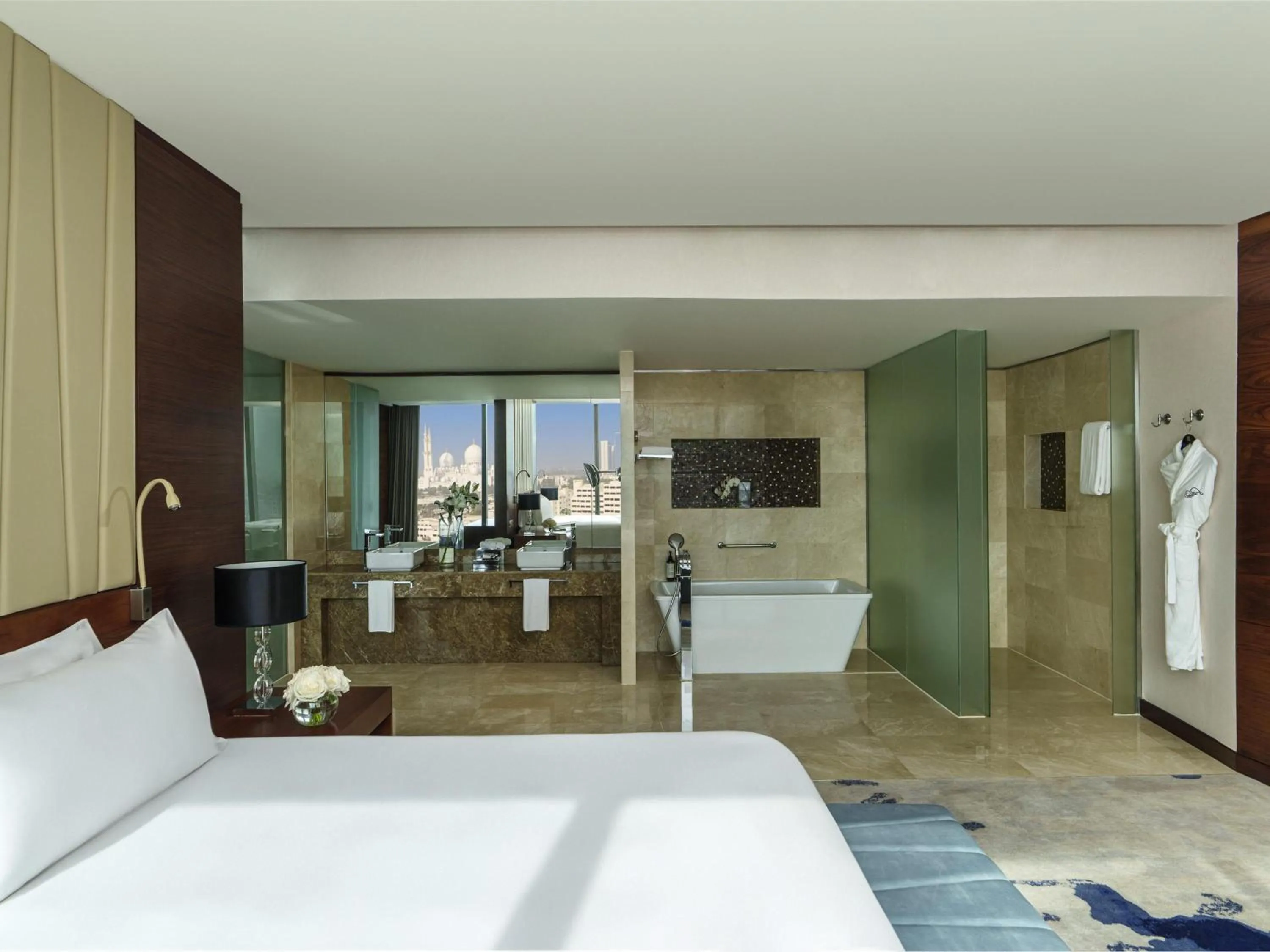 Fairmont Gold Creek View Suite - Non-Smoking in Fairmont Bab Al Bahr