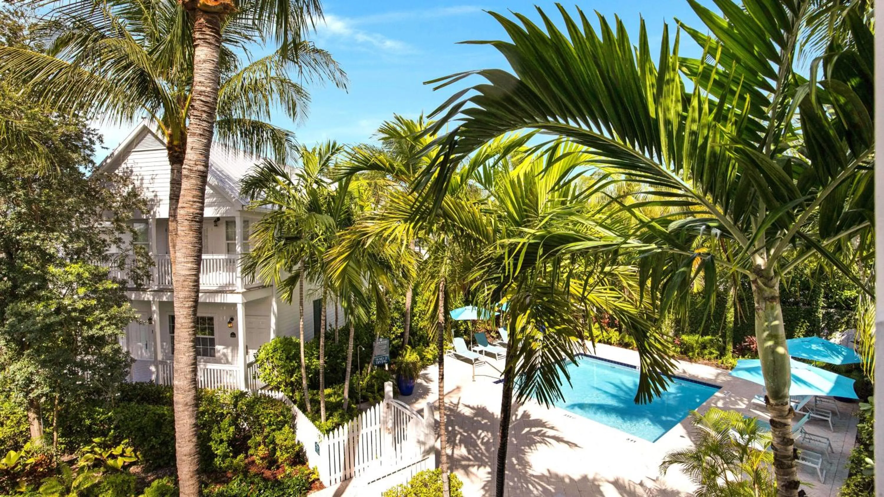 Tropical Garden Superior Double Queen Guestroom  in Tranquility Bay Resort