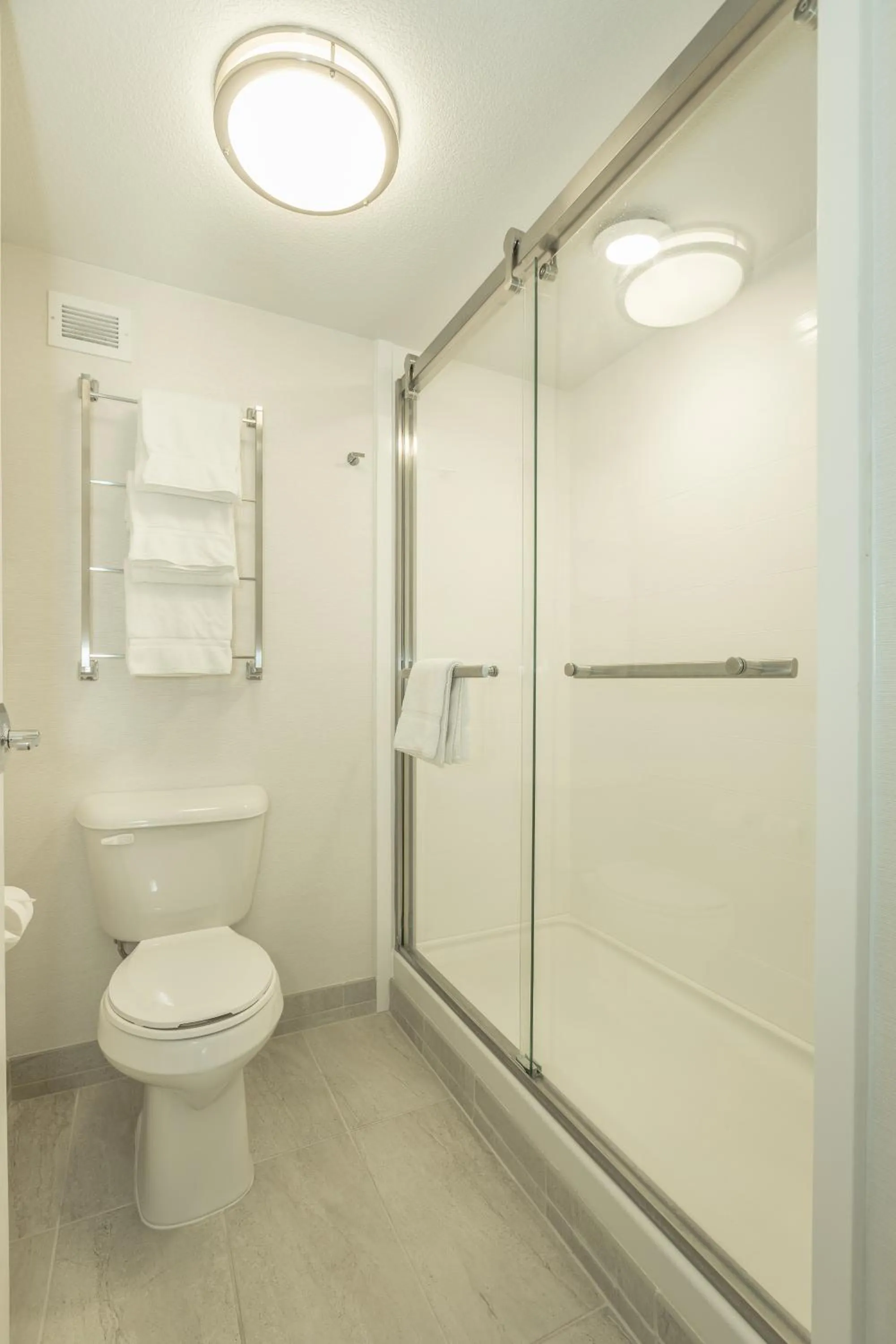 One-Bedroom Suite with Two Double Beds in Holiday Inn Hotel and Suites Peachtree City by IHG