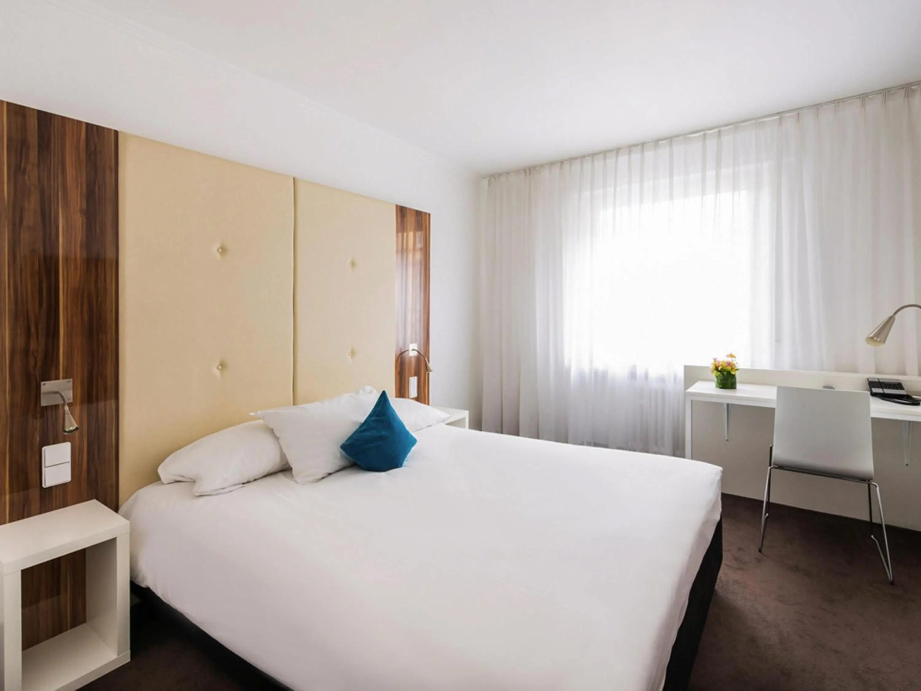 Standard Double Room in Ibis Styles Frankfurt City