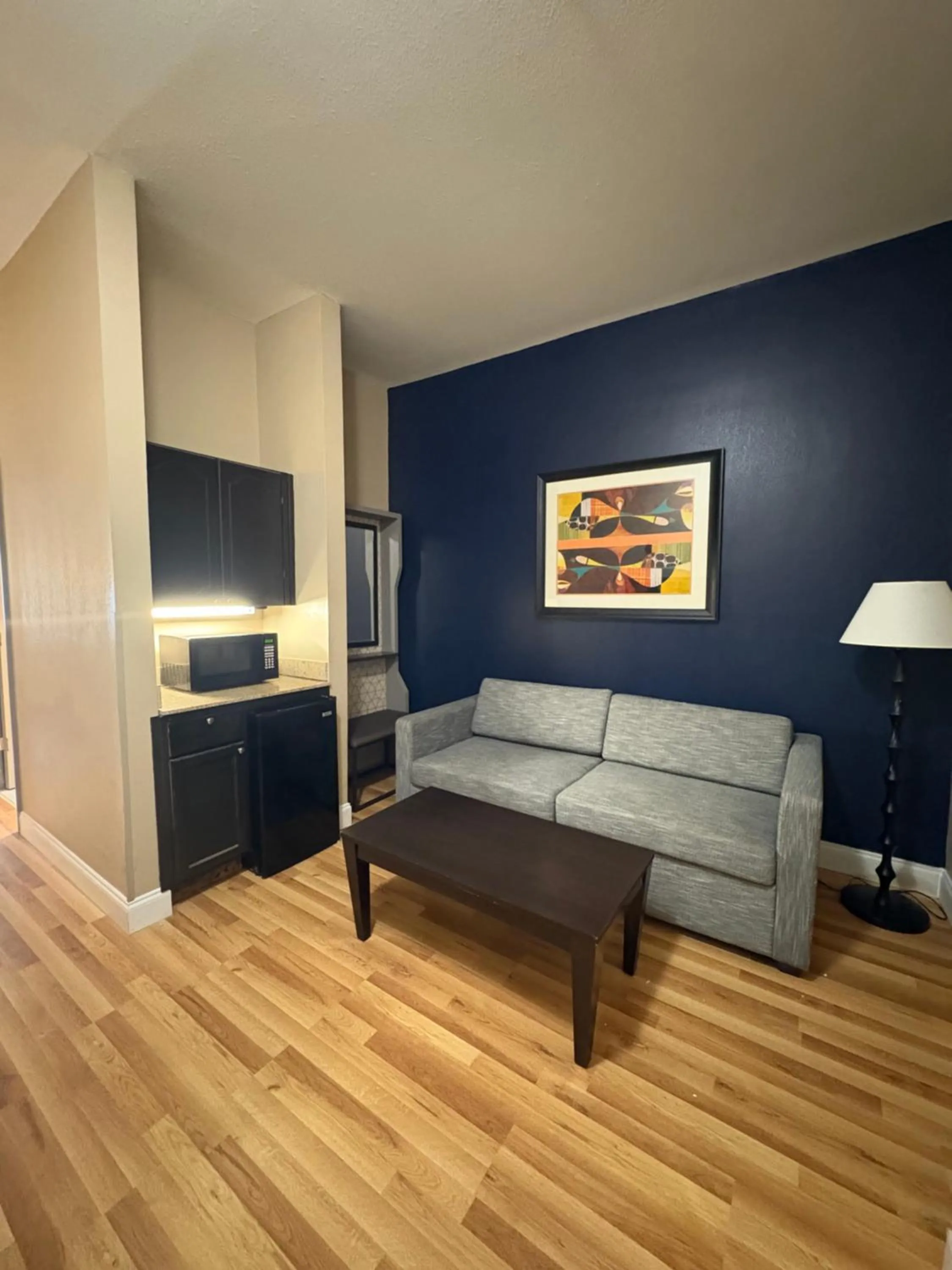 King Suite with Sofa Bed in Holiday Inn Hotel & Suites Slidell by IHG