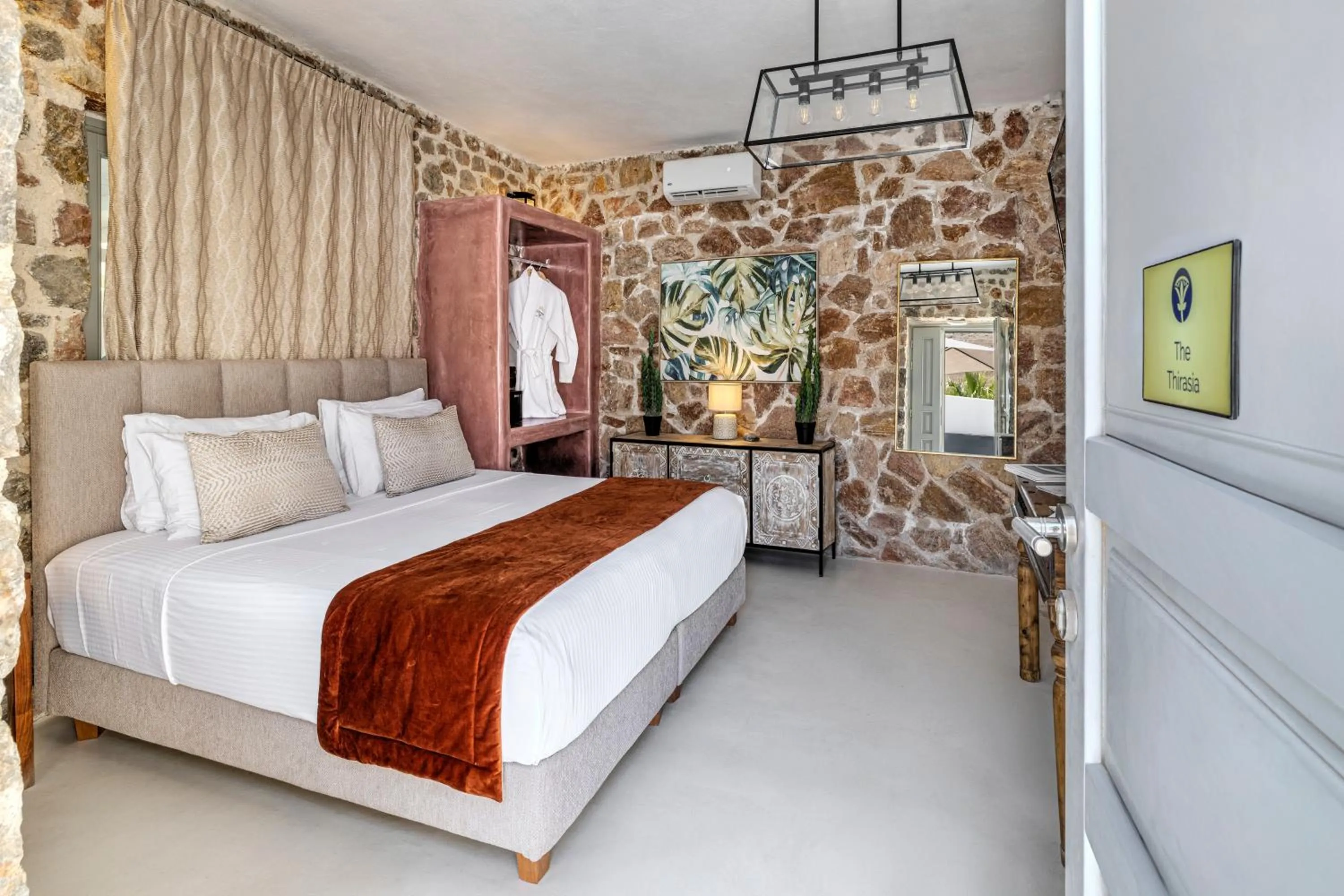 Deluxe Suite with Outdoor Plunge Pool in Desiterra Resort & Spa