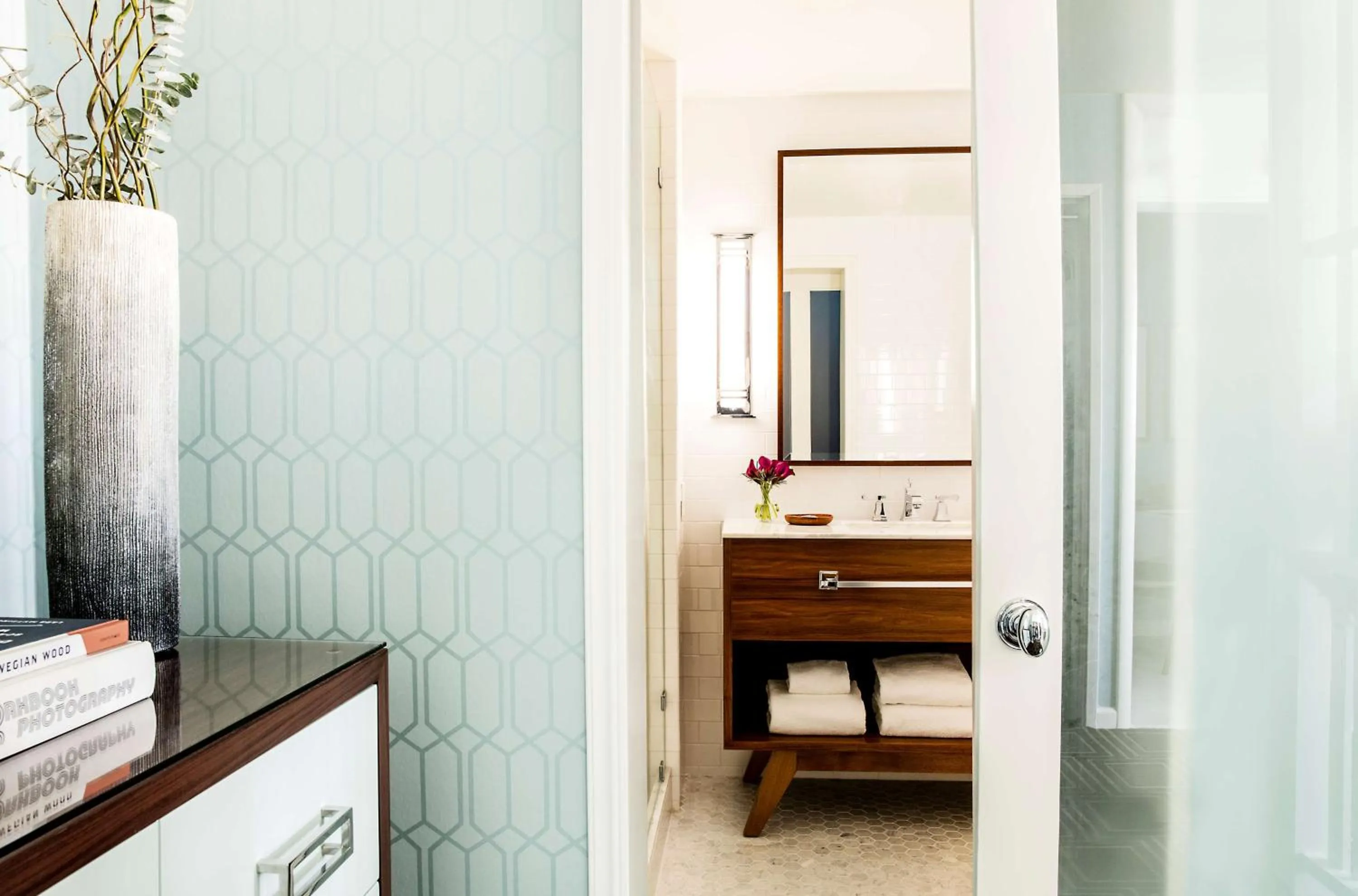 King Room with City View - single occupancy in The Laurel Inn, part of JdV by Hyatt