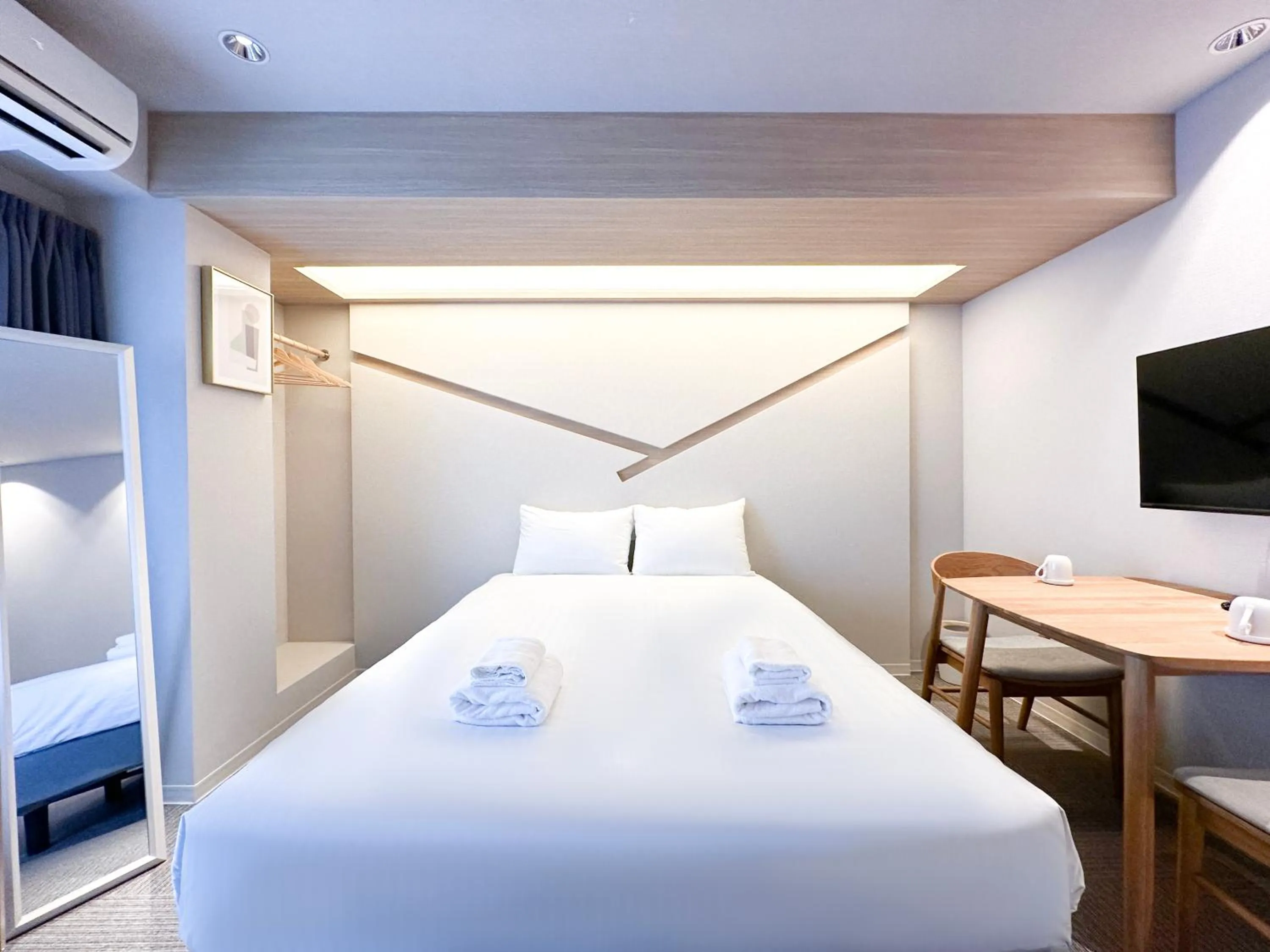 Deluxe Double Room in Osaka Ebisu Hotel