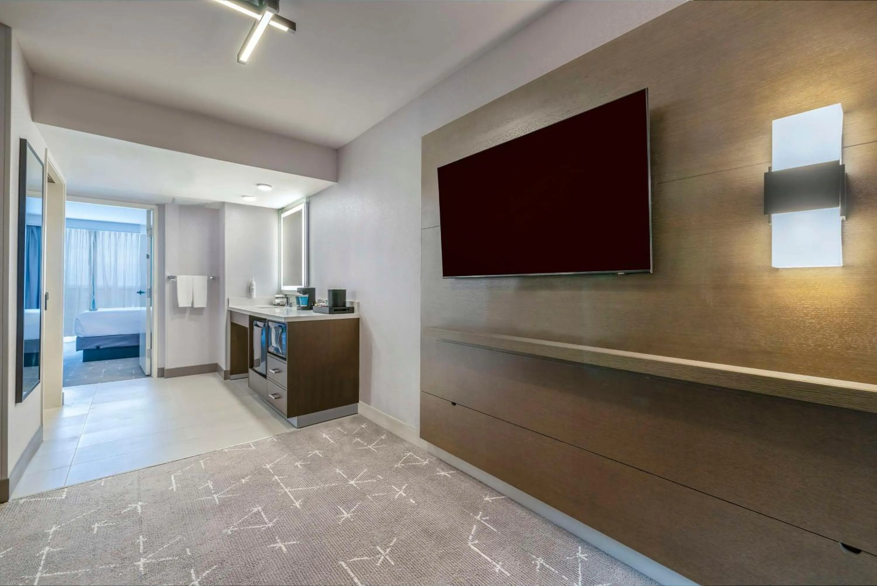 One-Bedroom King Suite - Hearing Access/Non-Smoking in Embassy Suites by Hilton Tulsa I-44