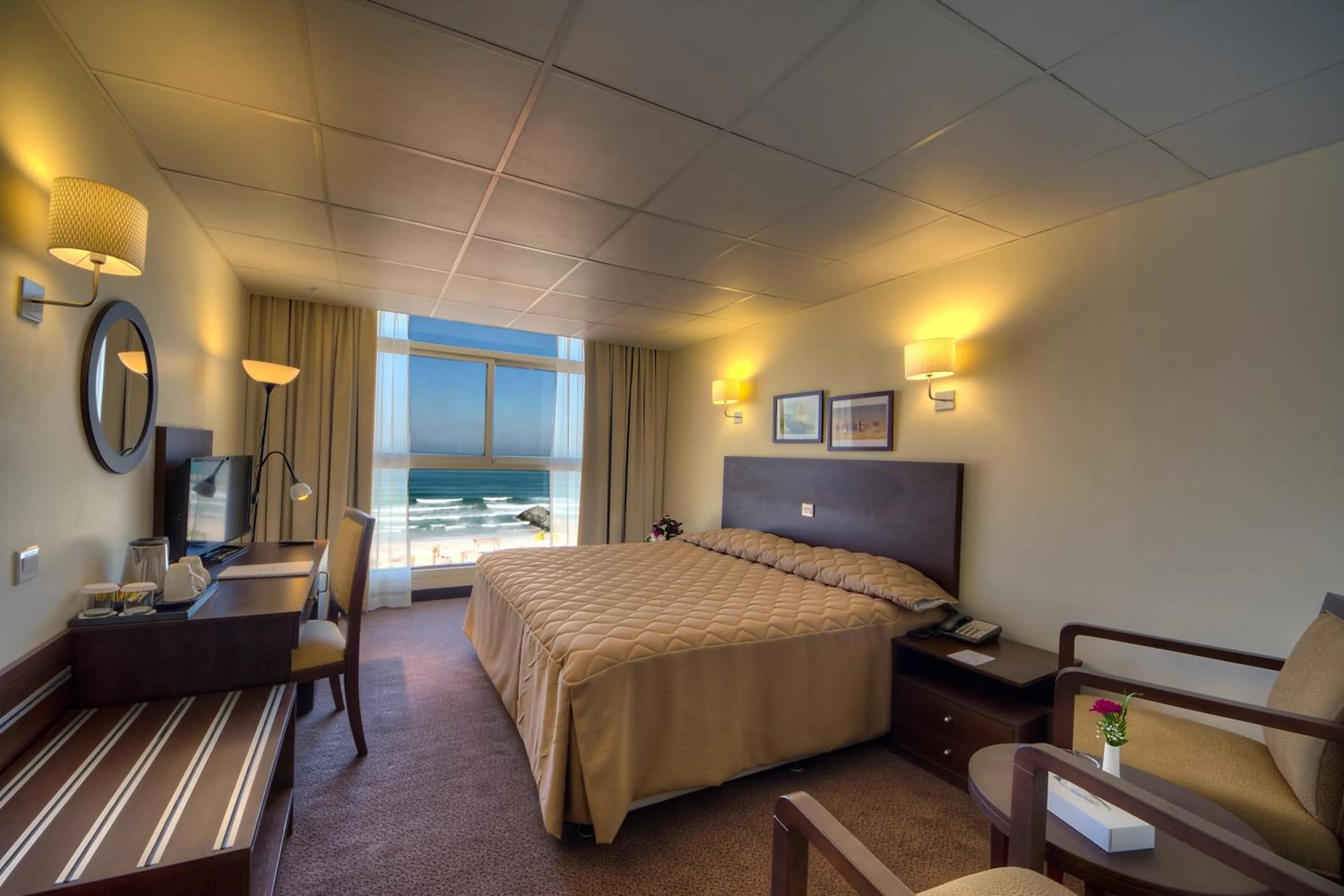 Deluxe Double Sea View in Ajman Beach Hotel