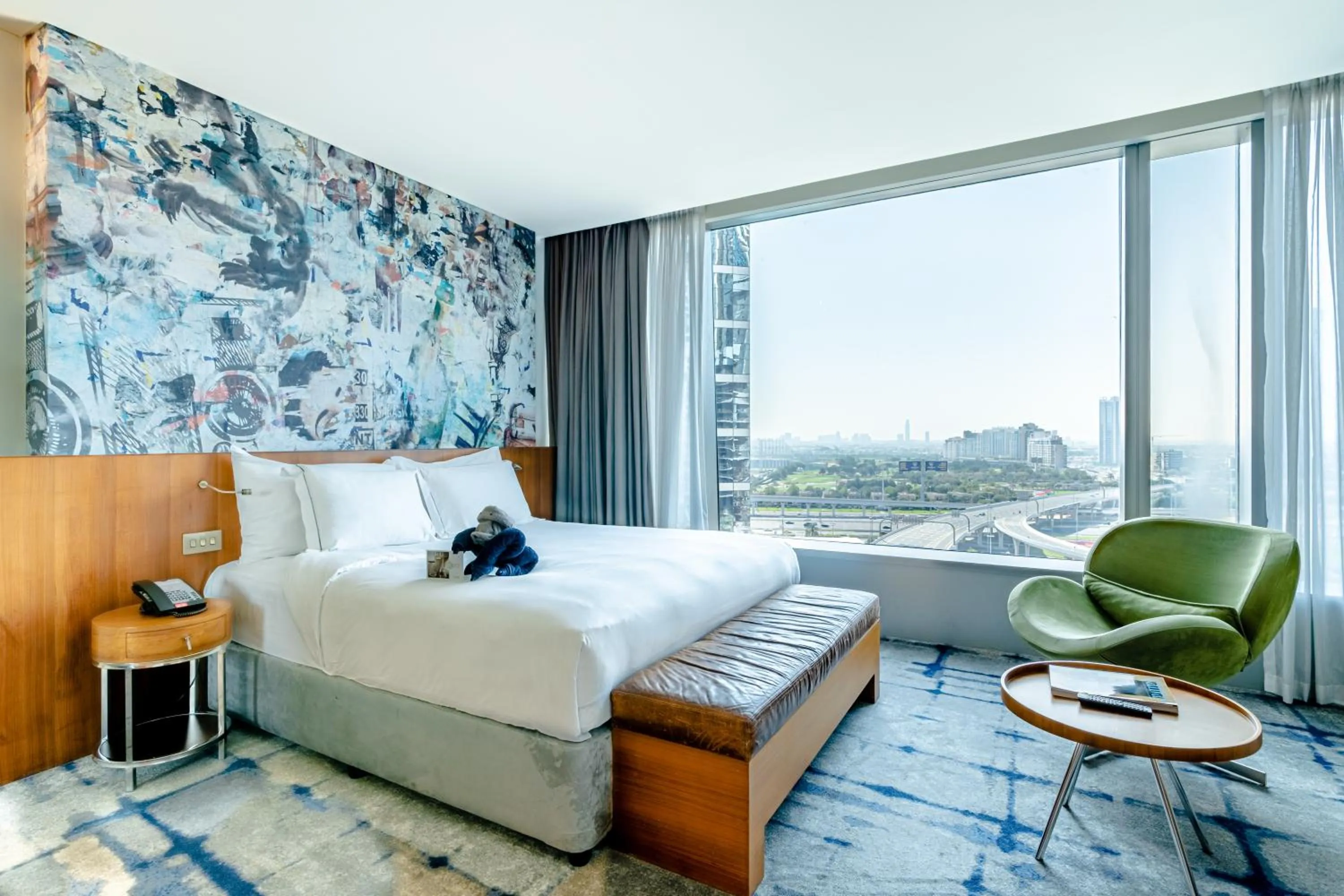 Calm Suite in Media One Hotel