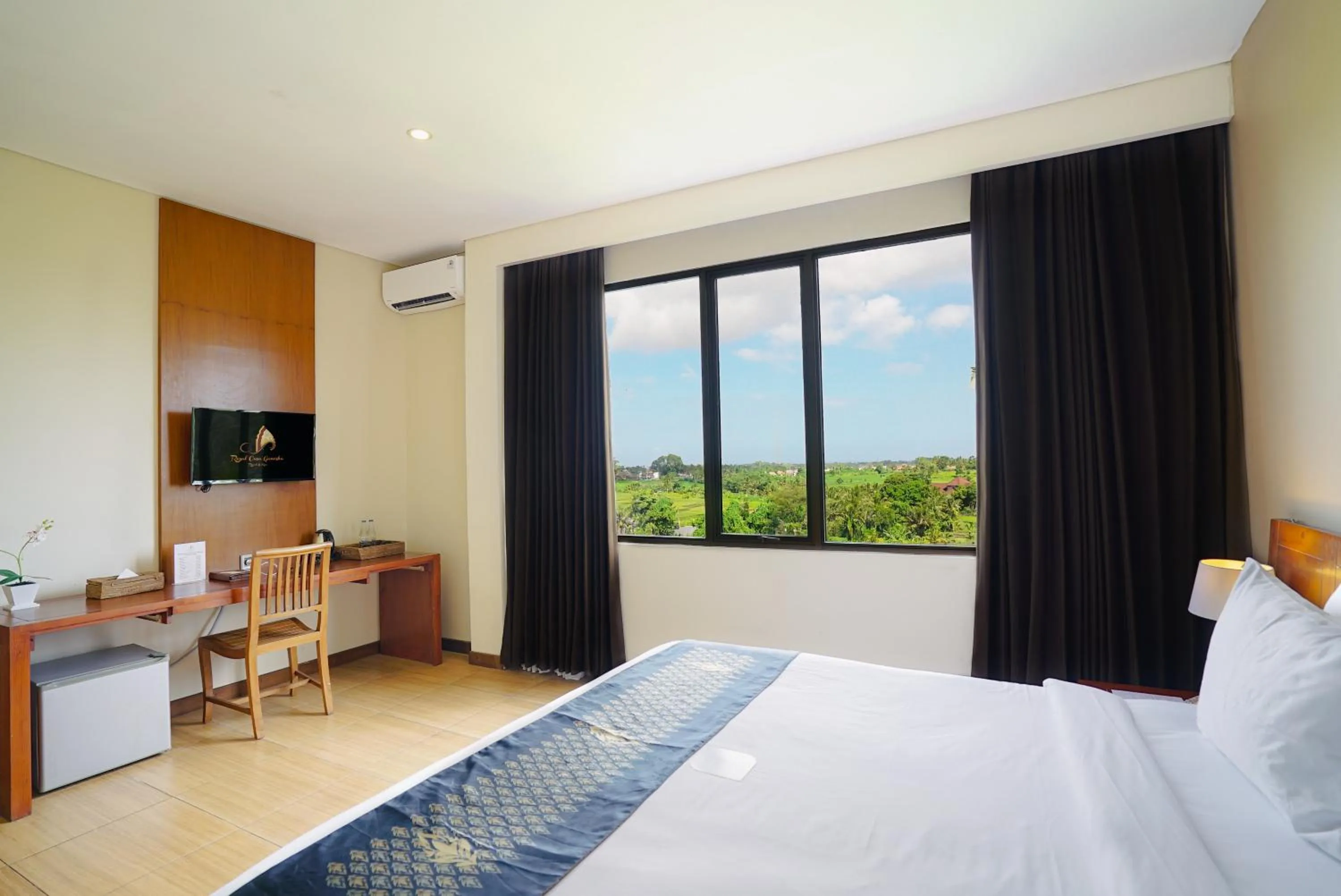 Queen Room in Royal Casa Ganesha