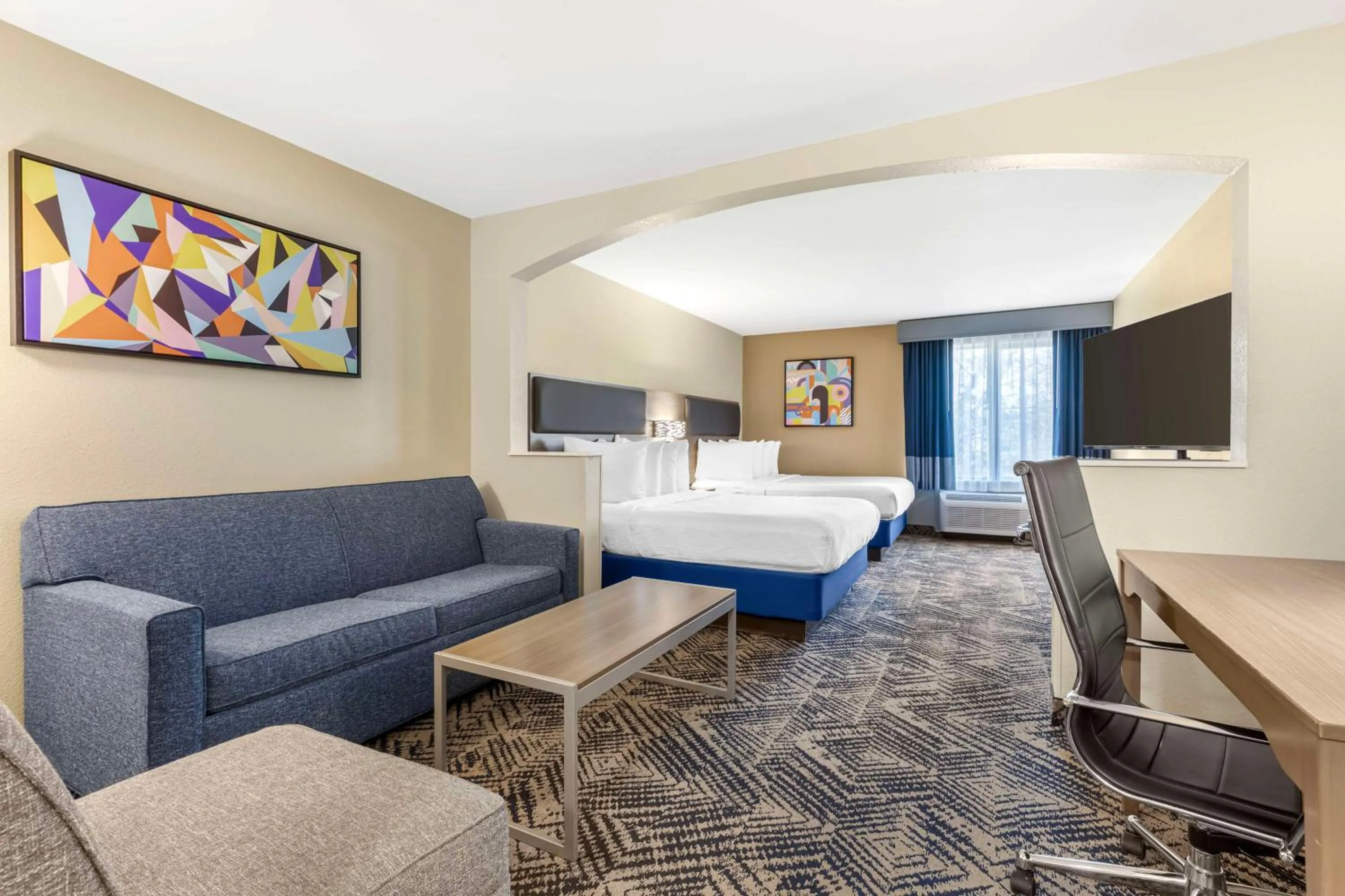 Queen Suite with Two Queen Beds and Sofa Bed - Non-Smoking in Best Western Plus Lewisville Flower Mound