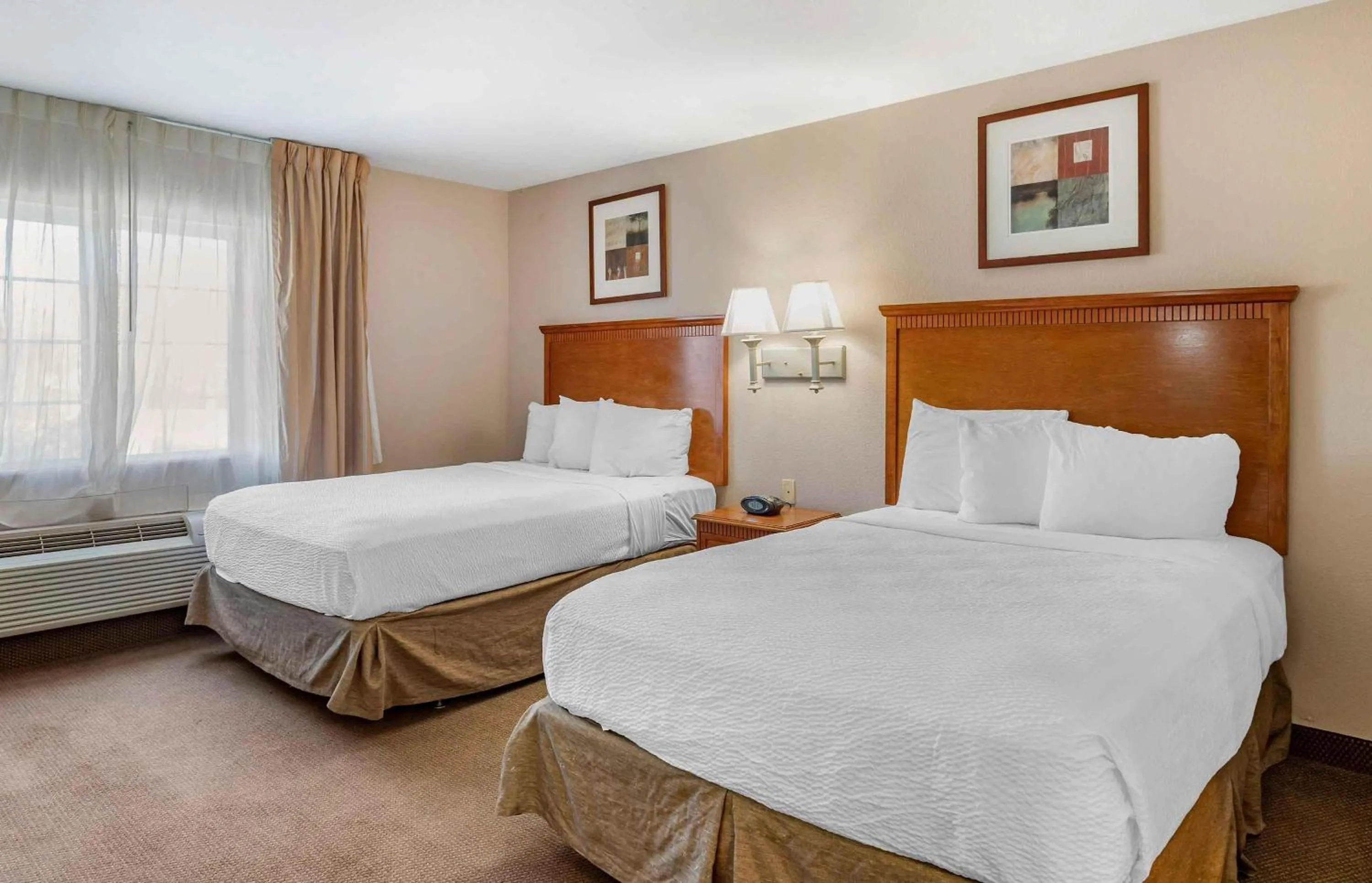 Studio with Two Double Beds - Non-Smoking in Extended Stay America Suites - Houston - IAH Airport