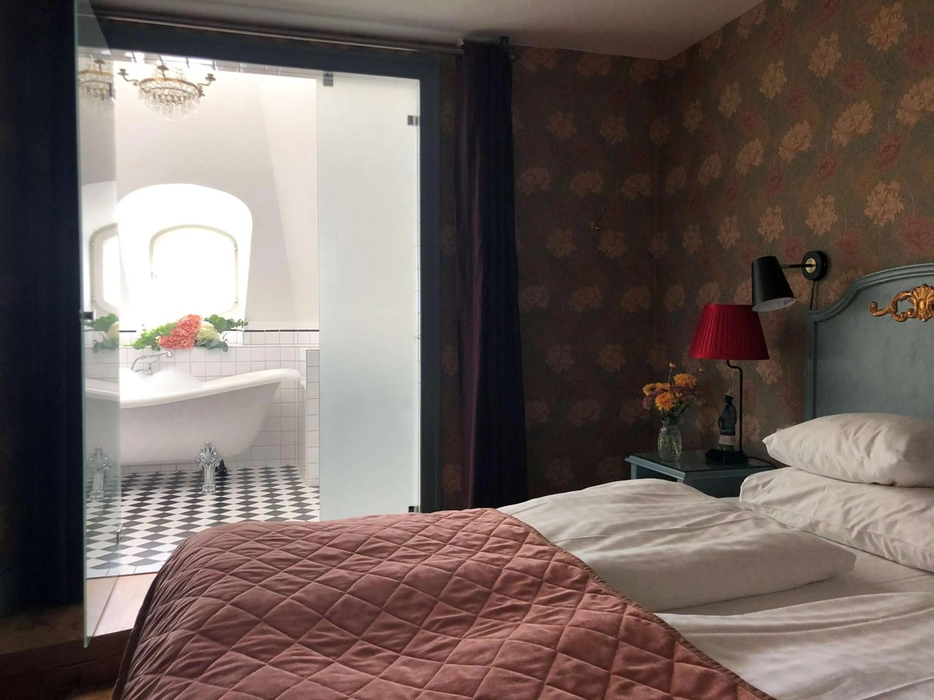 Suite with Balcony in Hotel Kung Carl, WorldHotels Crafted