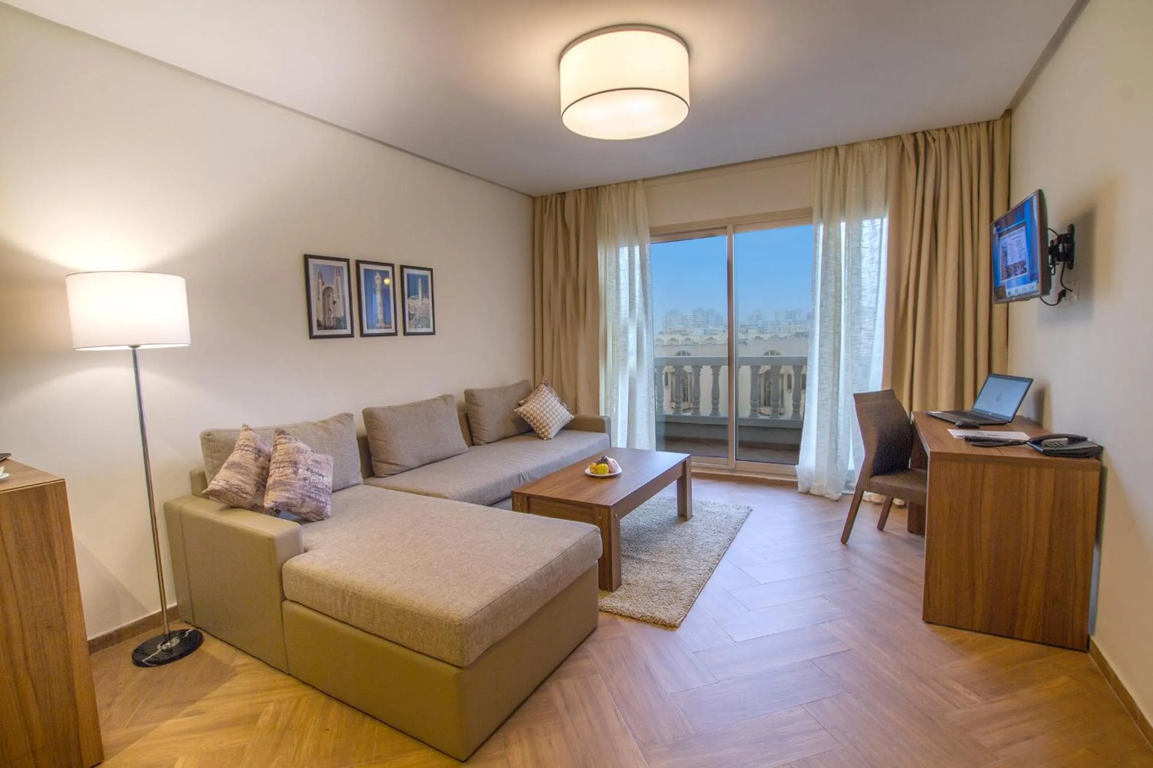 Gold Suite in Melliber Appart Hotel