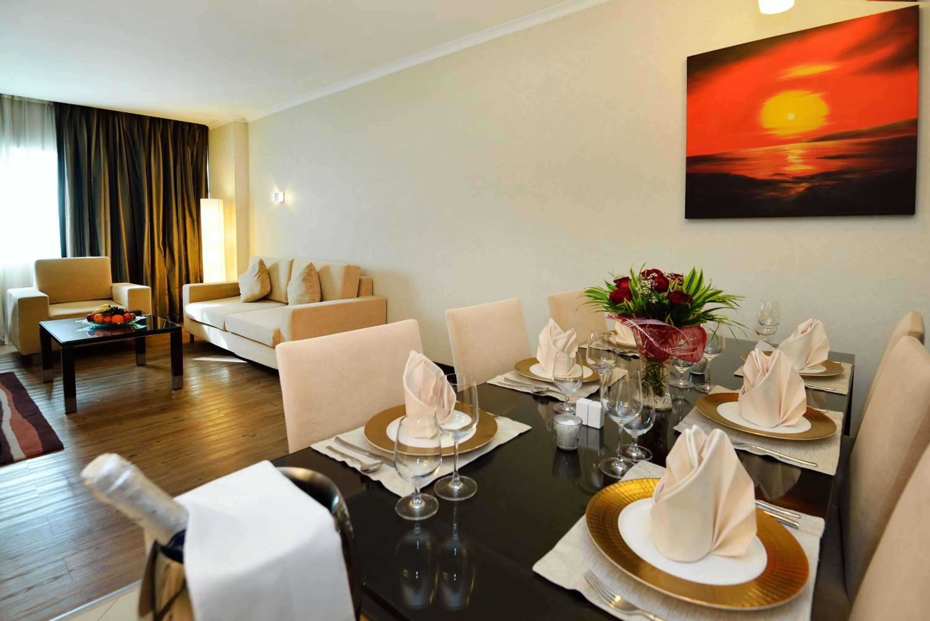 Three-Bedroom Apartment in Holiday Villa Hotel & Residence City Centre Doha