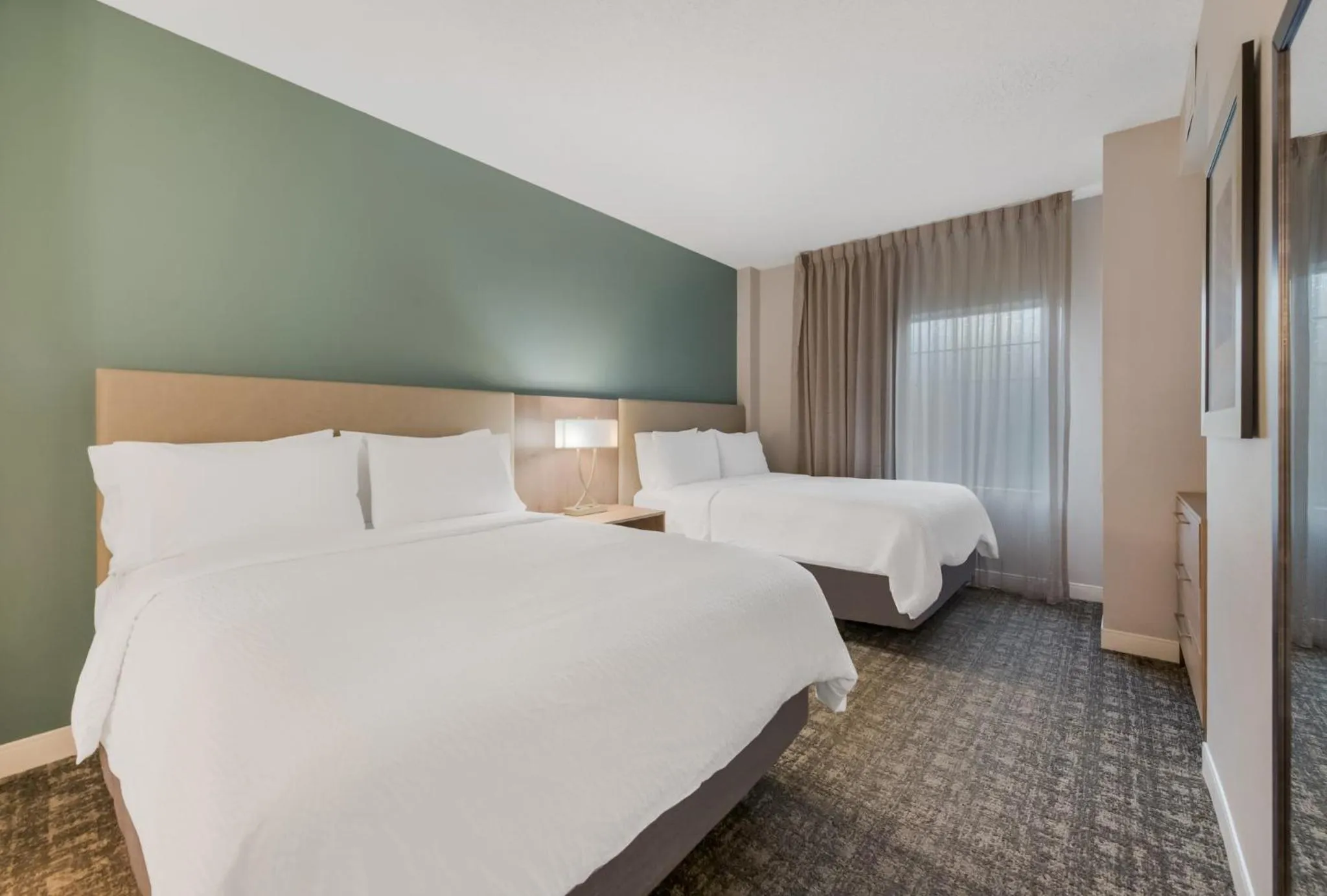 One-Bedroom Queen Suite in Staybridge Suites Chesapeake-Virginia Beach by IHG