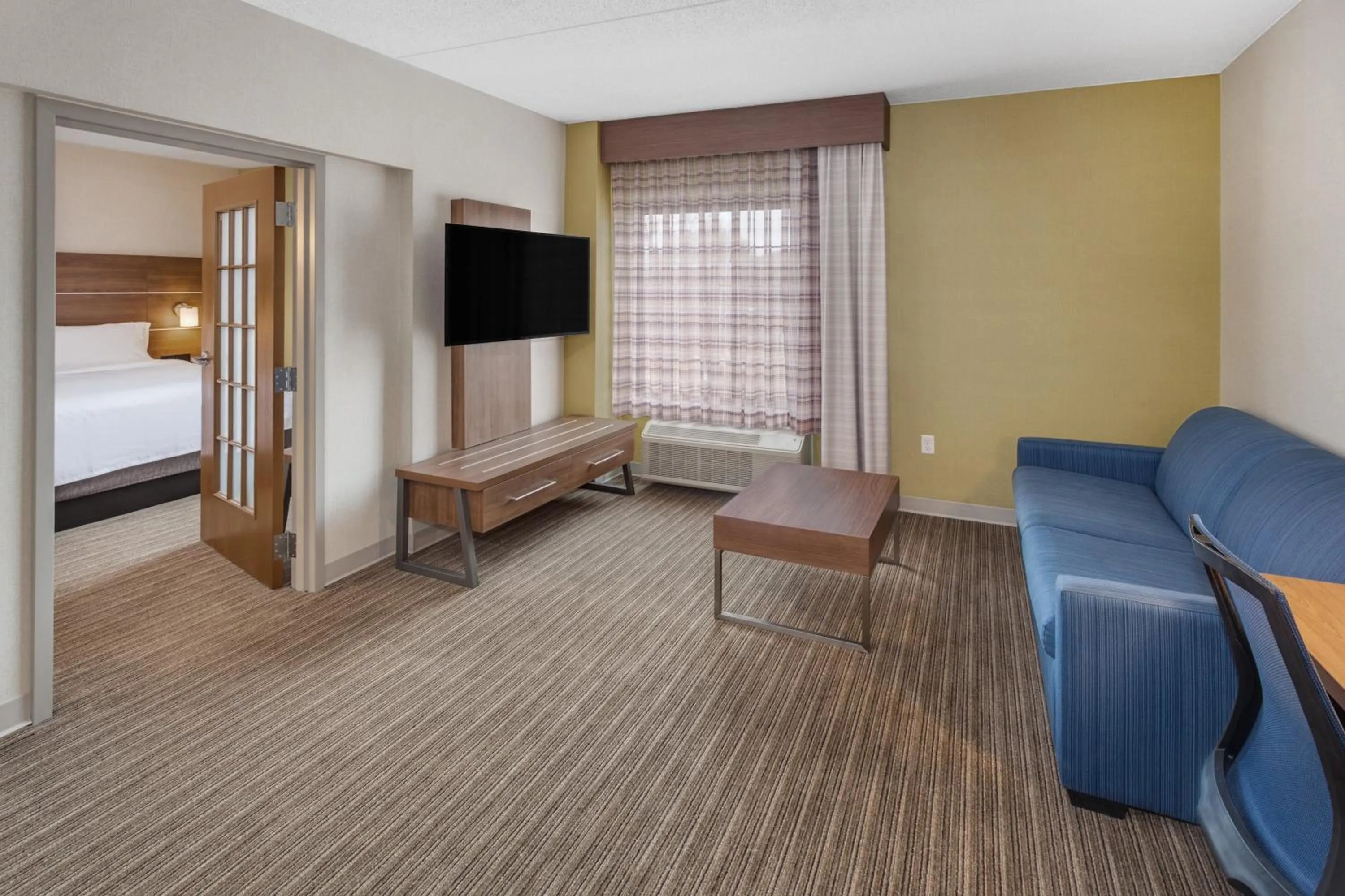 One-Bedroom King Suite in Holiday Inn Express Hotel & Suites Providence-Woonsocket by IHG