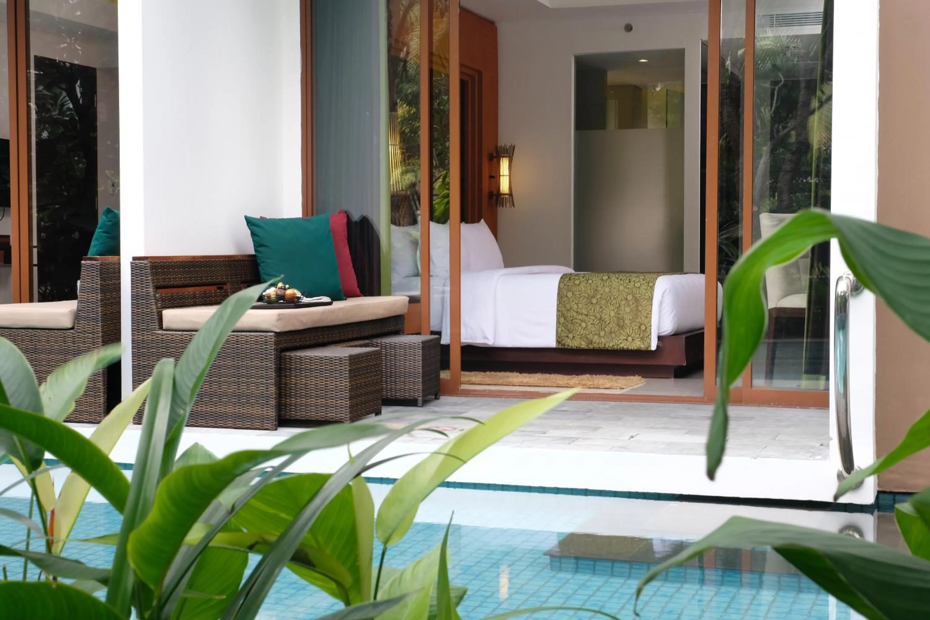 Deluxe Room 2 Single Beds Pool Access in Golden Tulip Jineng Resort Bali