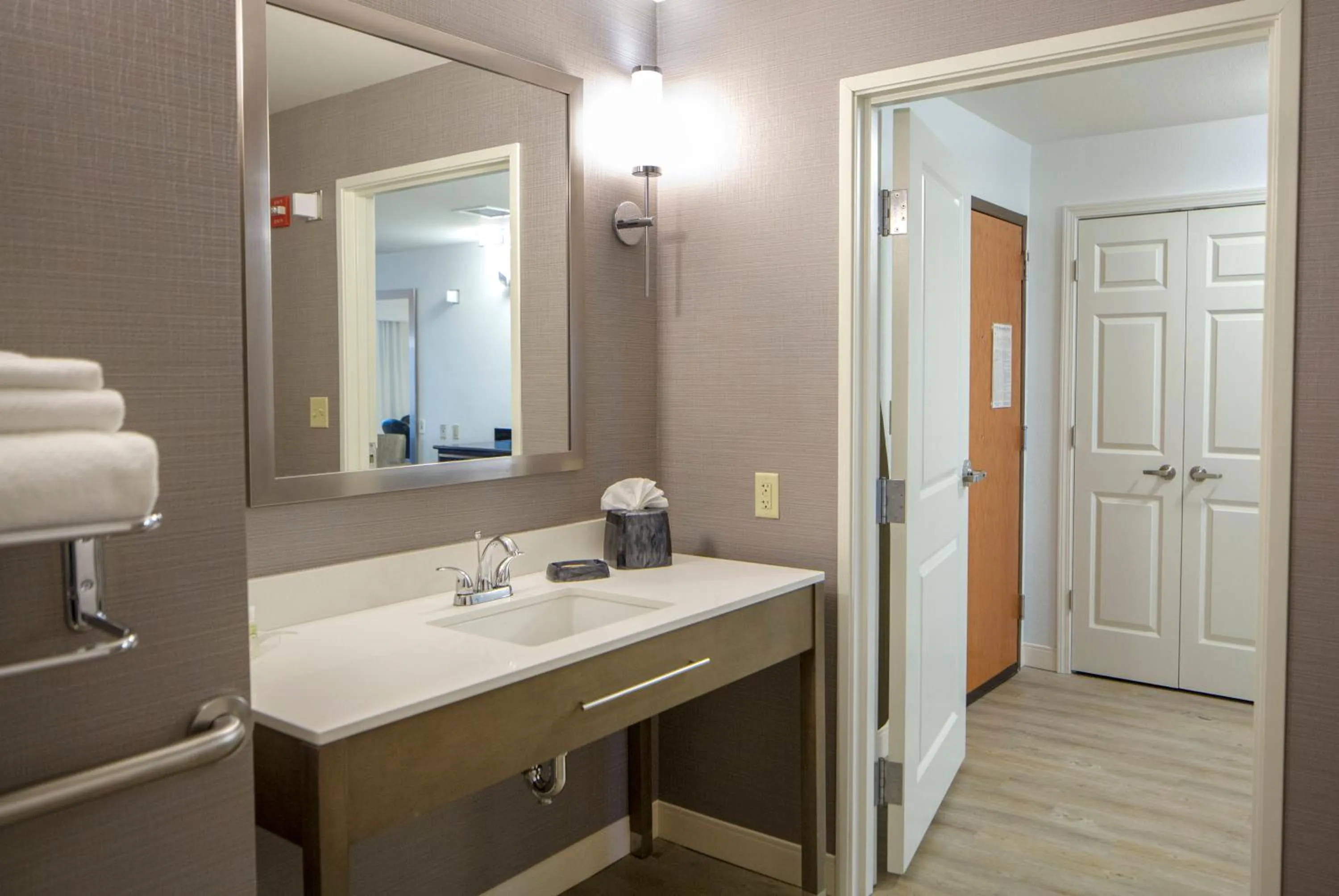 Deluxe Suite - Disability Access in Holiday Inn Hotel & Suites Bloomington Airport by IHG