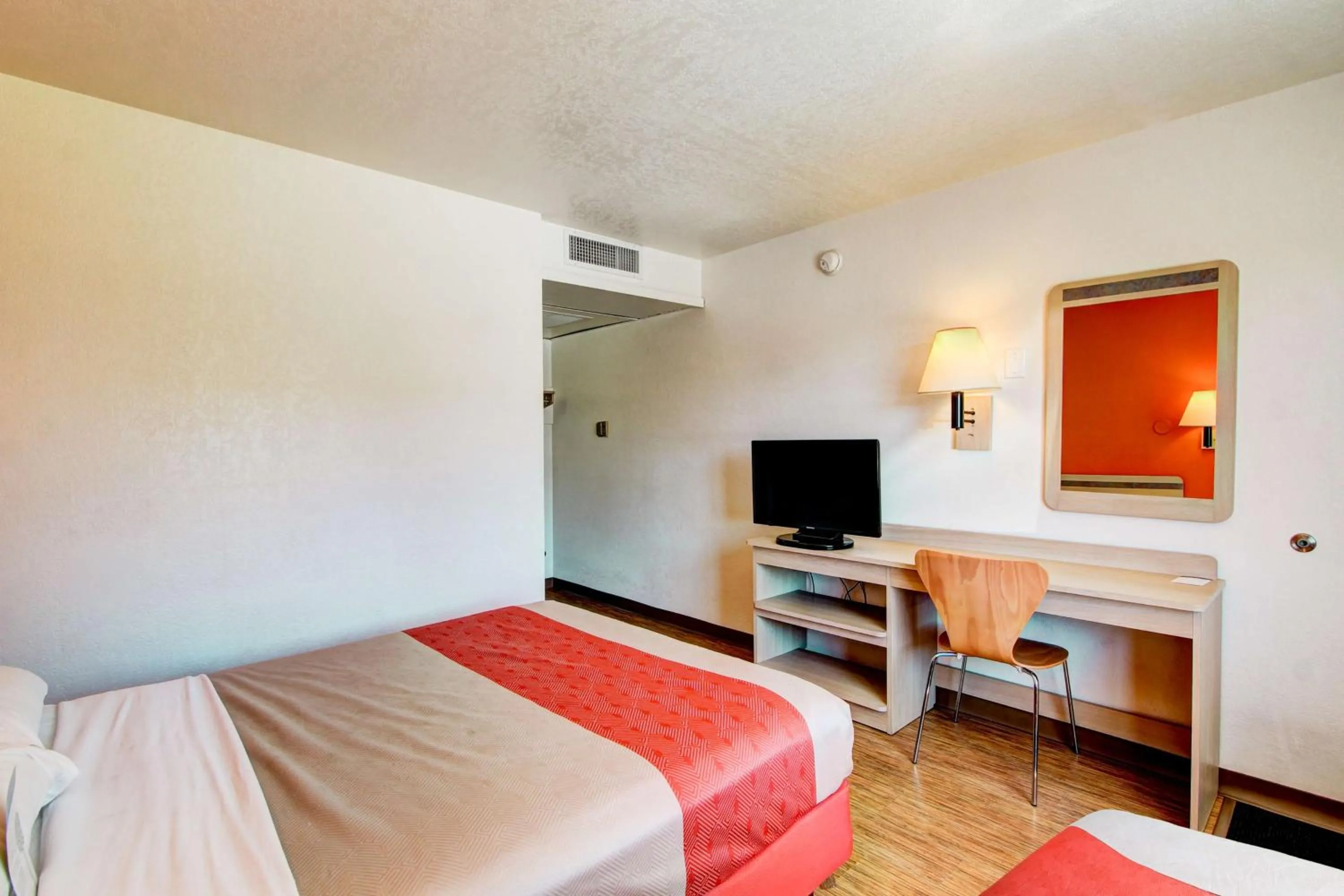 Quadruple Room in Motel 6-Denver, CO - Airport